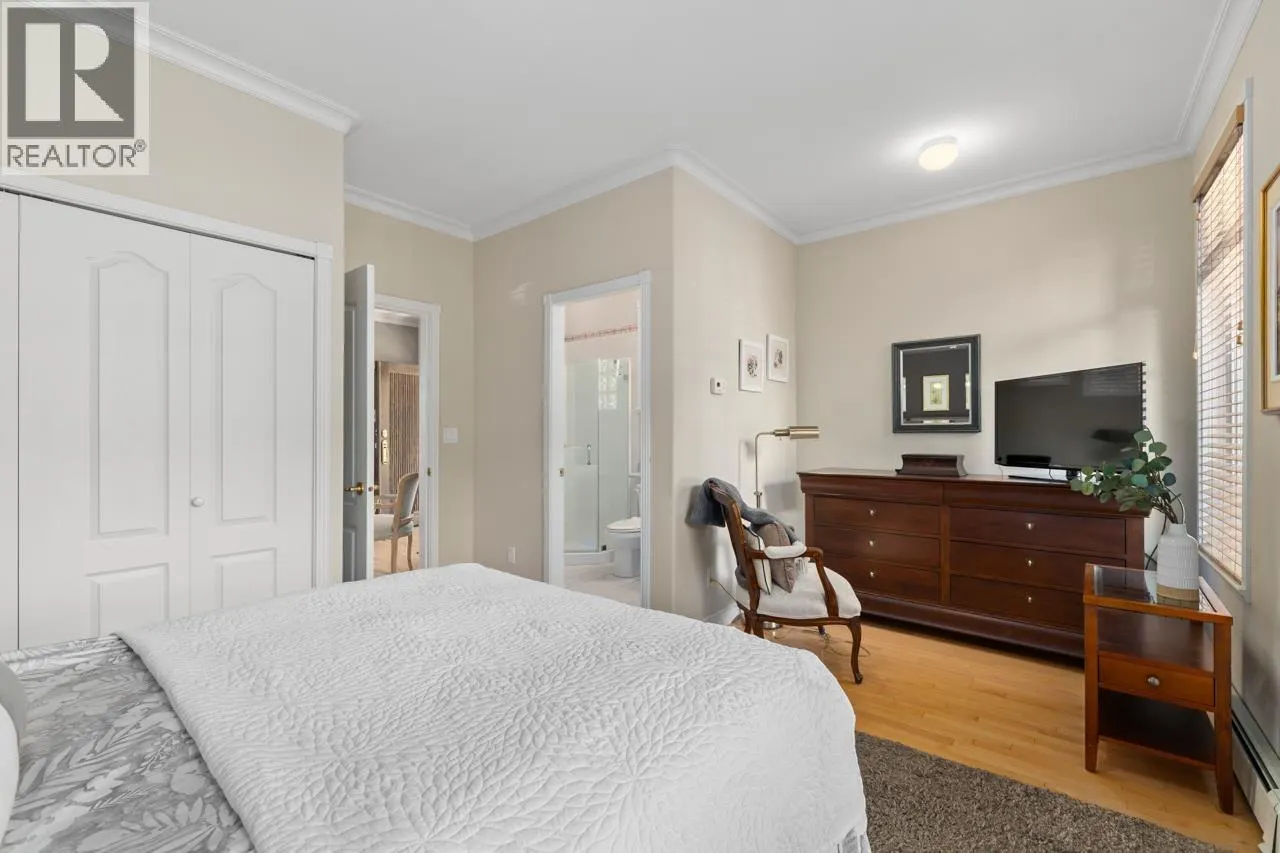 2362 MARINE DRIVE