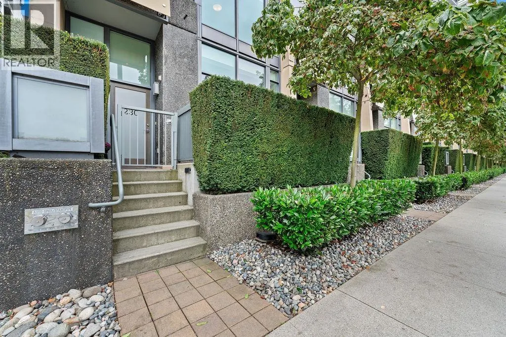 230 W 1 AVENUE