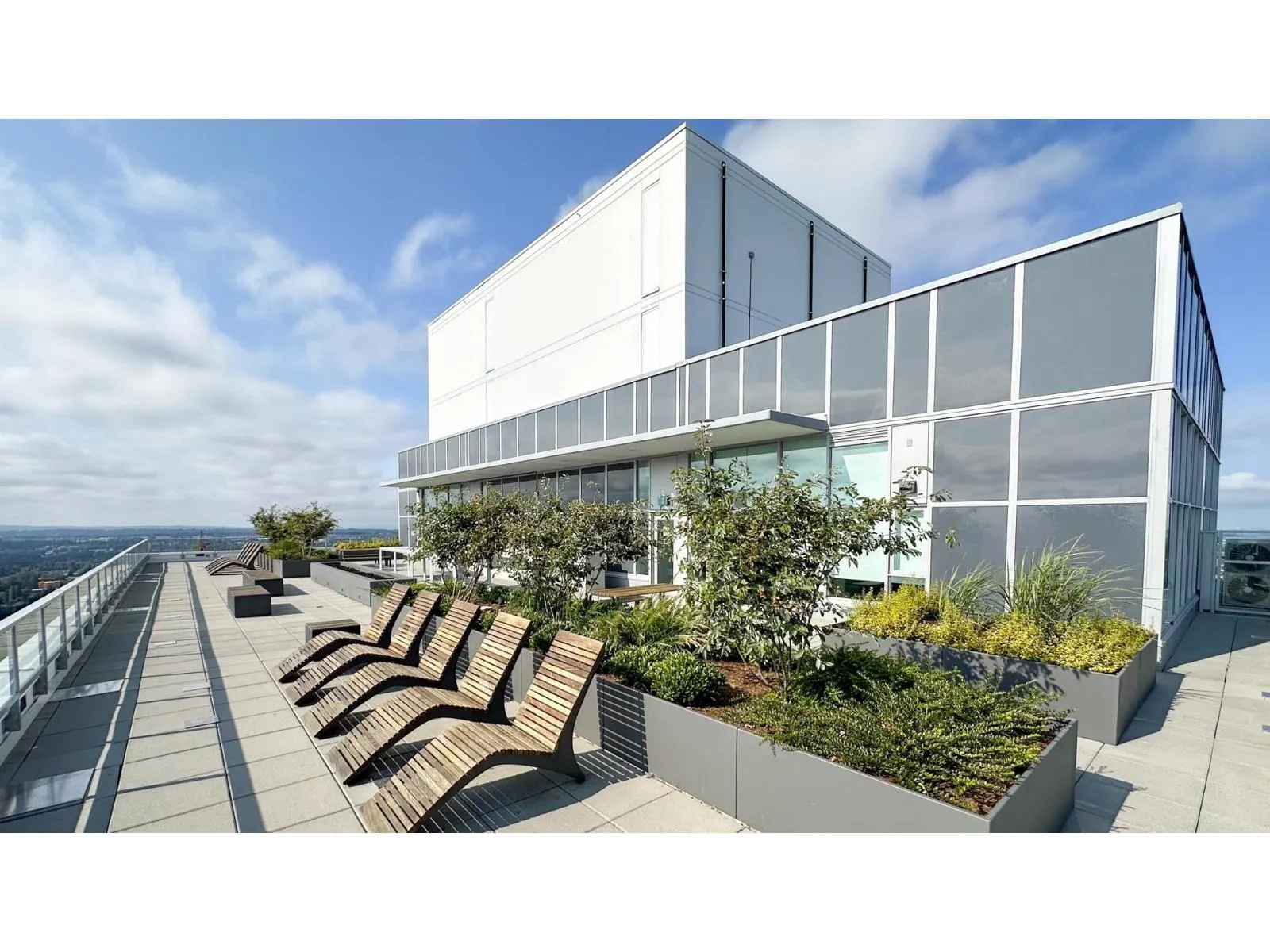 2211 13350 CENTRAL AVENUE