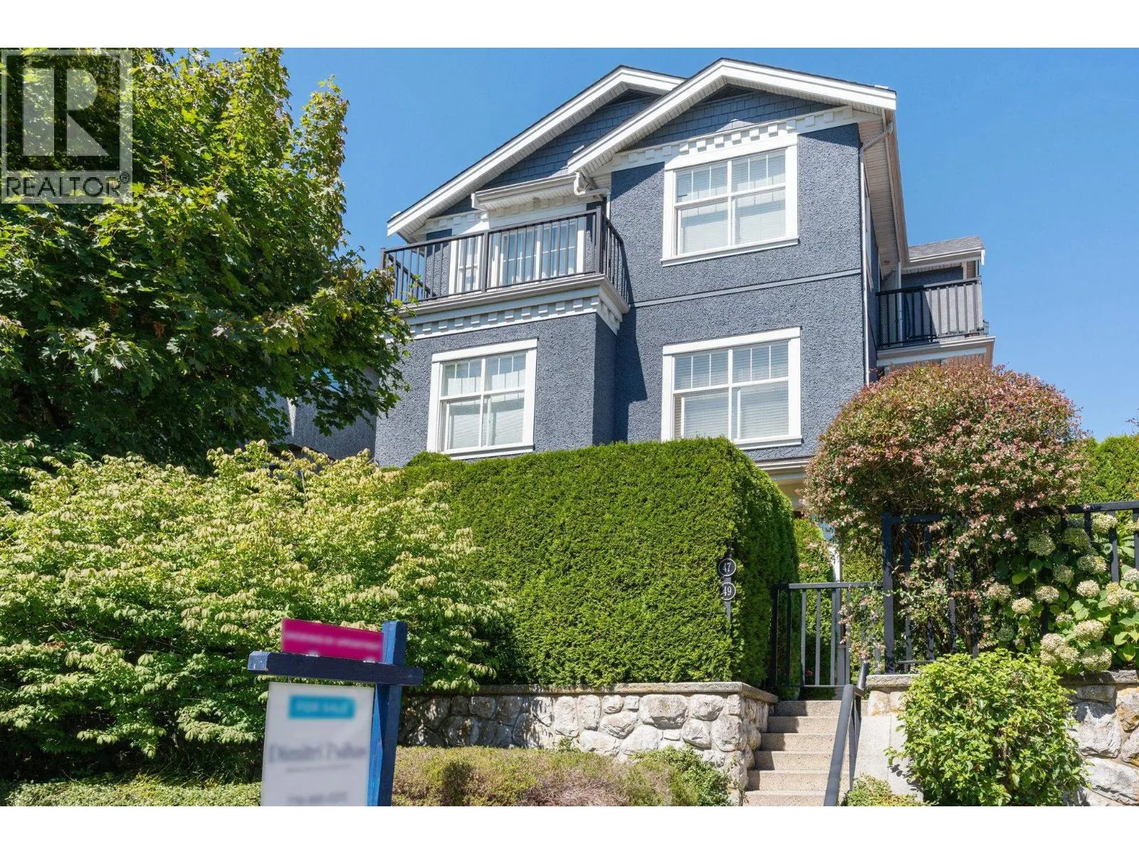 49 E 13TH AVENUE