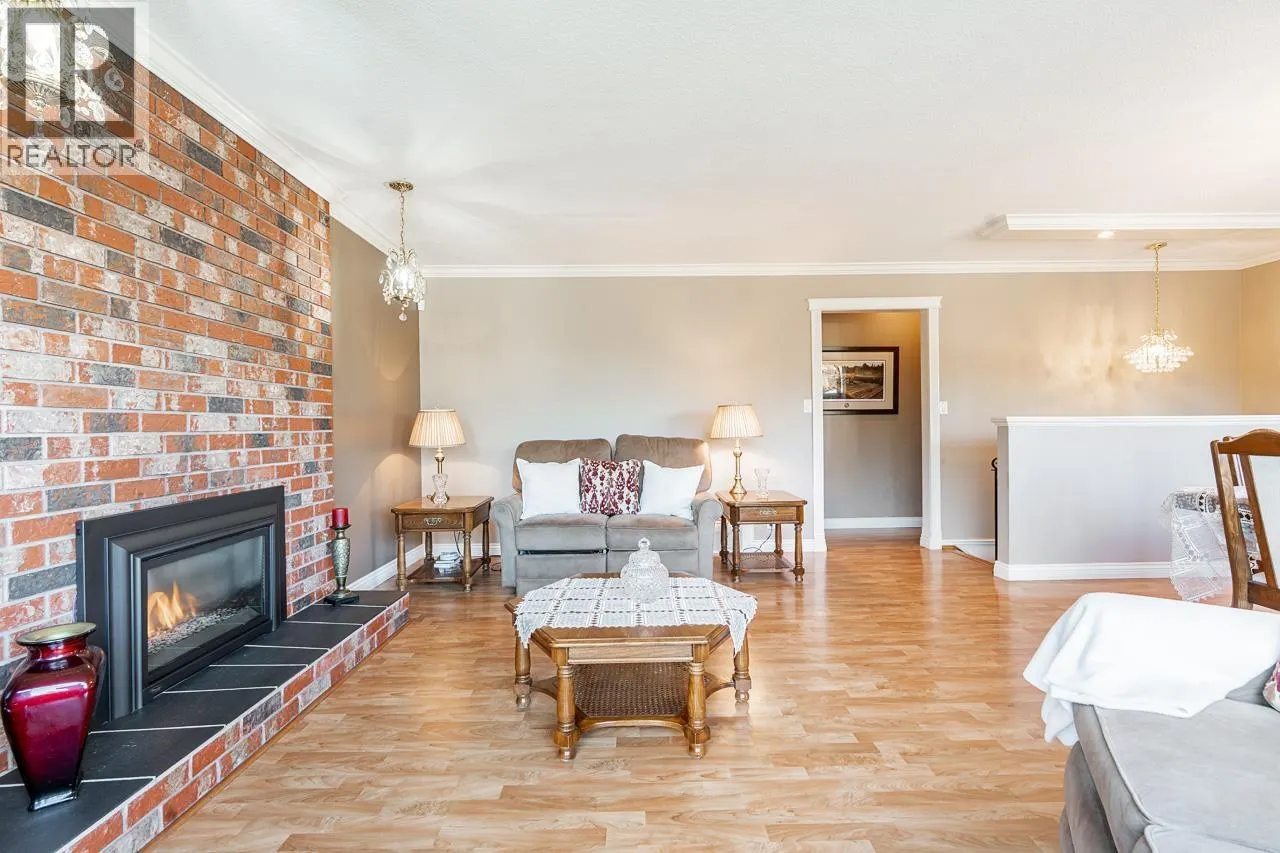 941 TUXEDO DRIVE