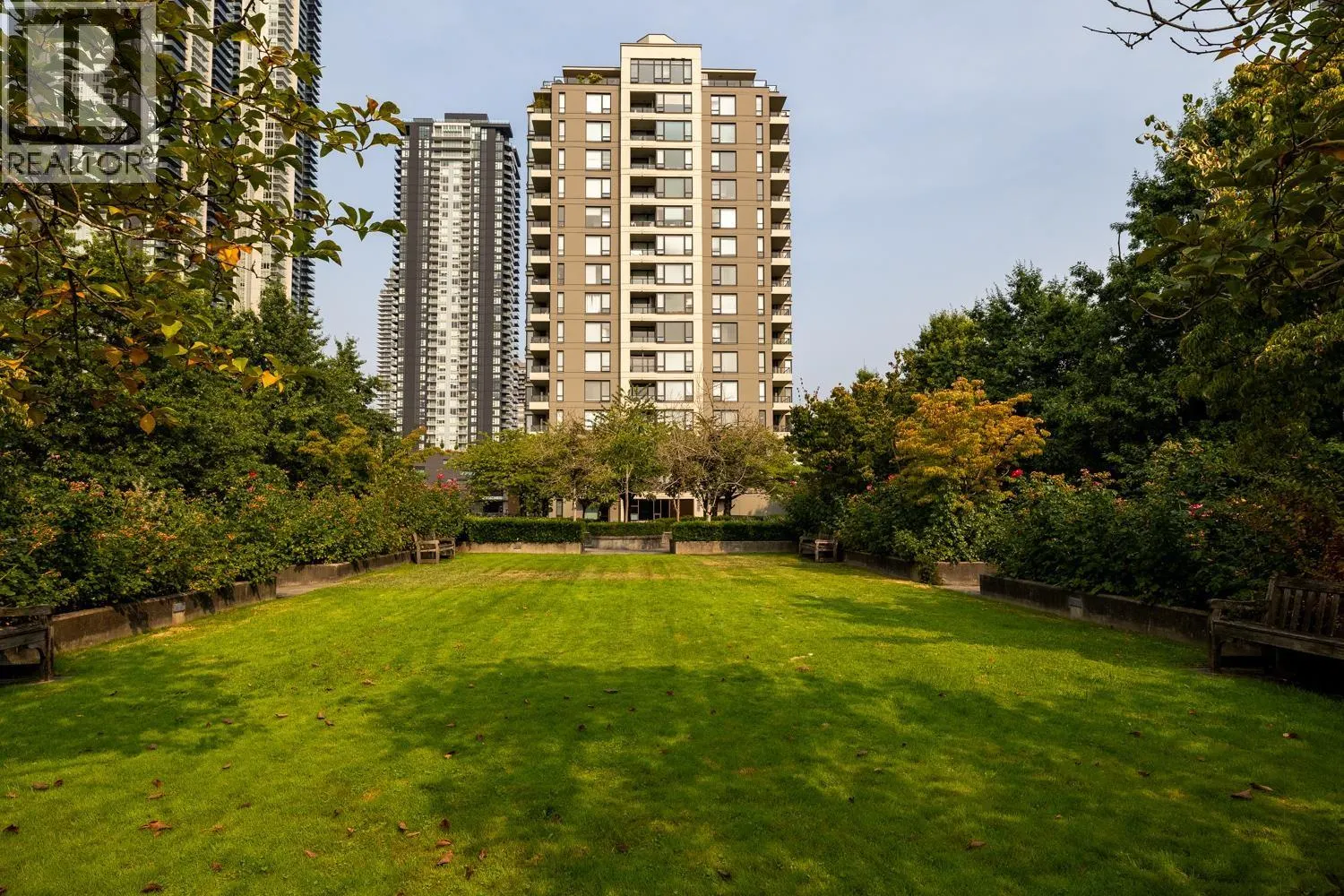 506 4182 DAWSON STREET