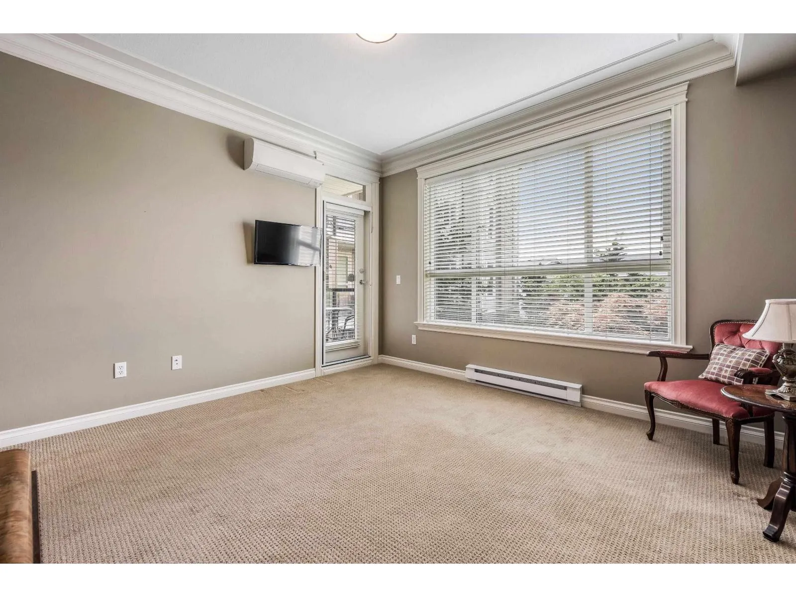 202 32729 GARIBALDI DRIVE