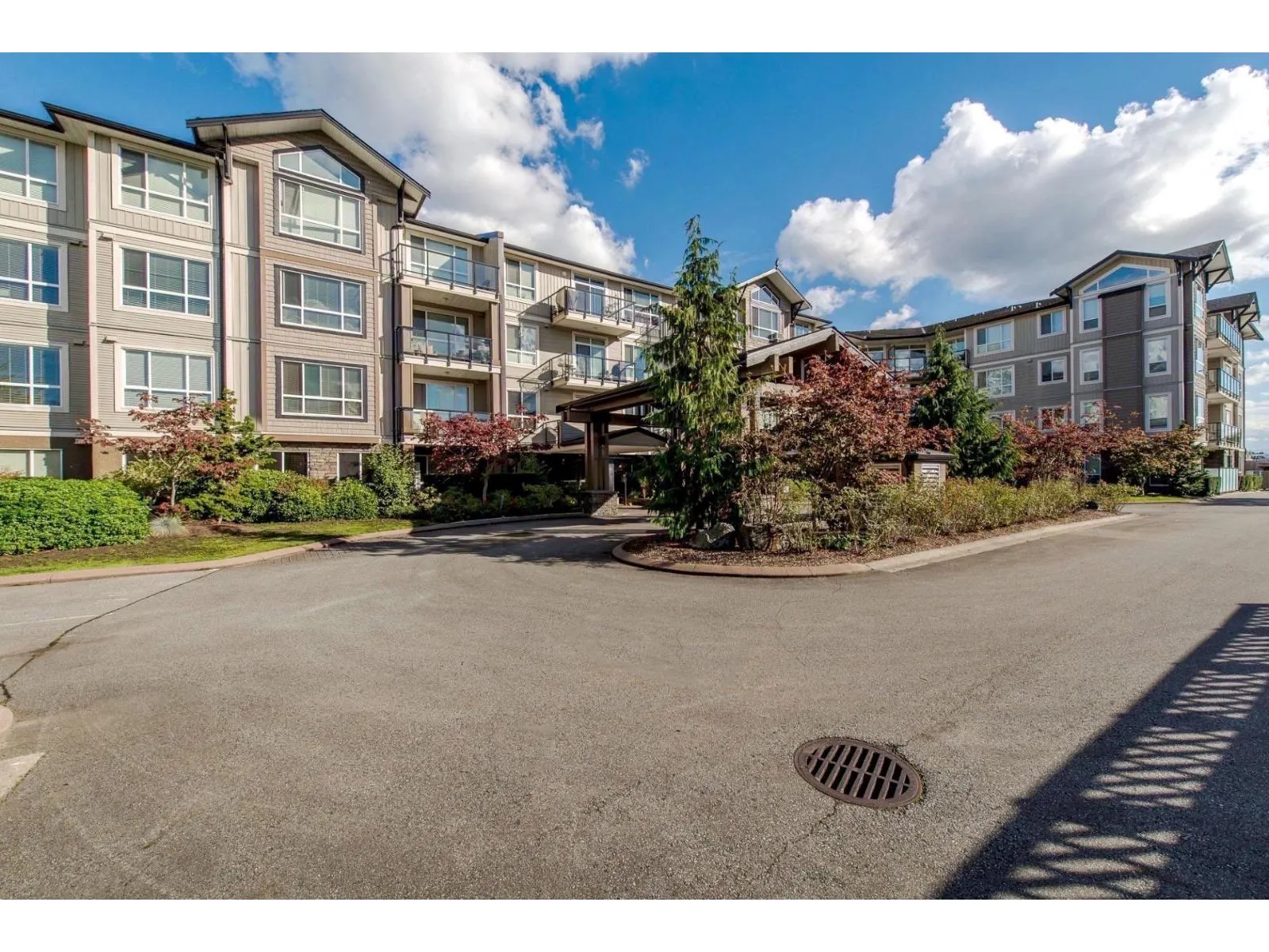 202 32729 GARIBALDI DRIVE