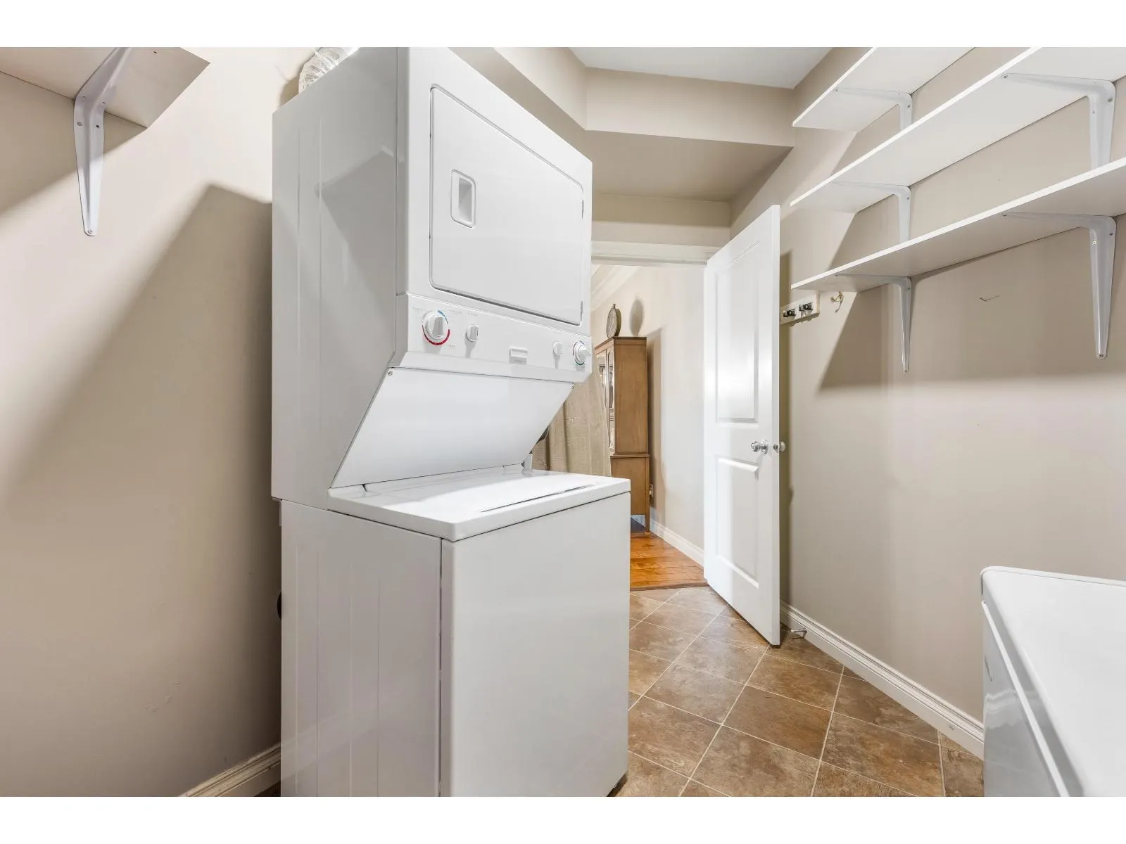 202 32729 GARIBALDI DRIVE