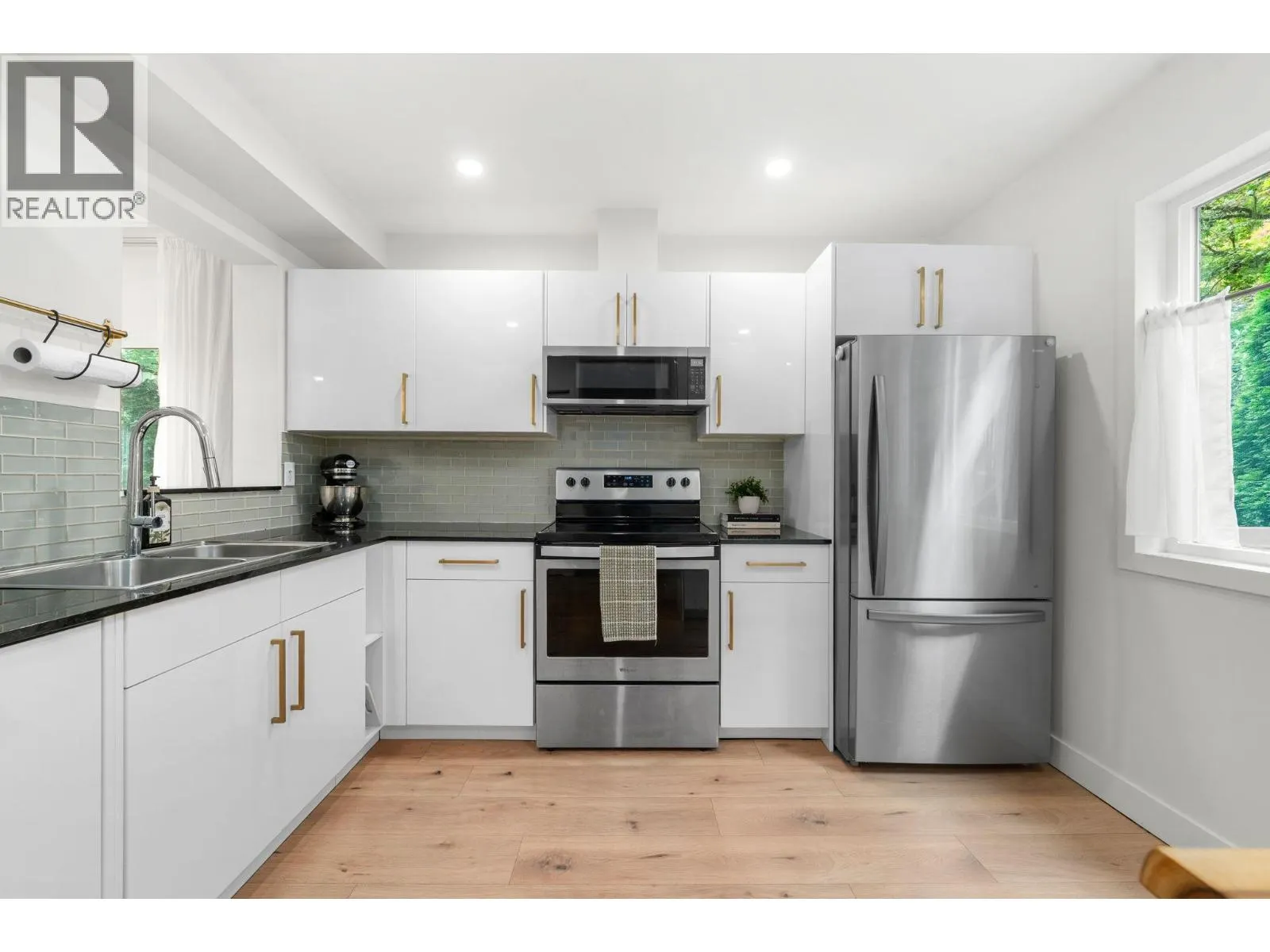 323B EVERGREEN DRIVE