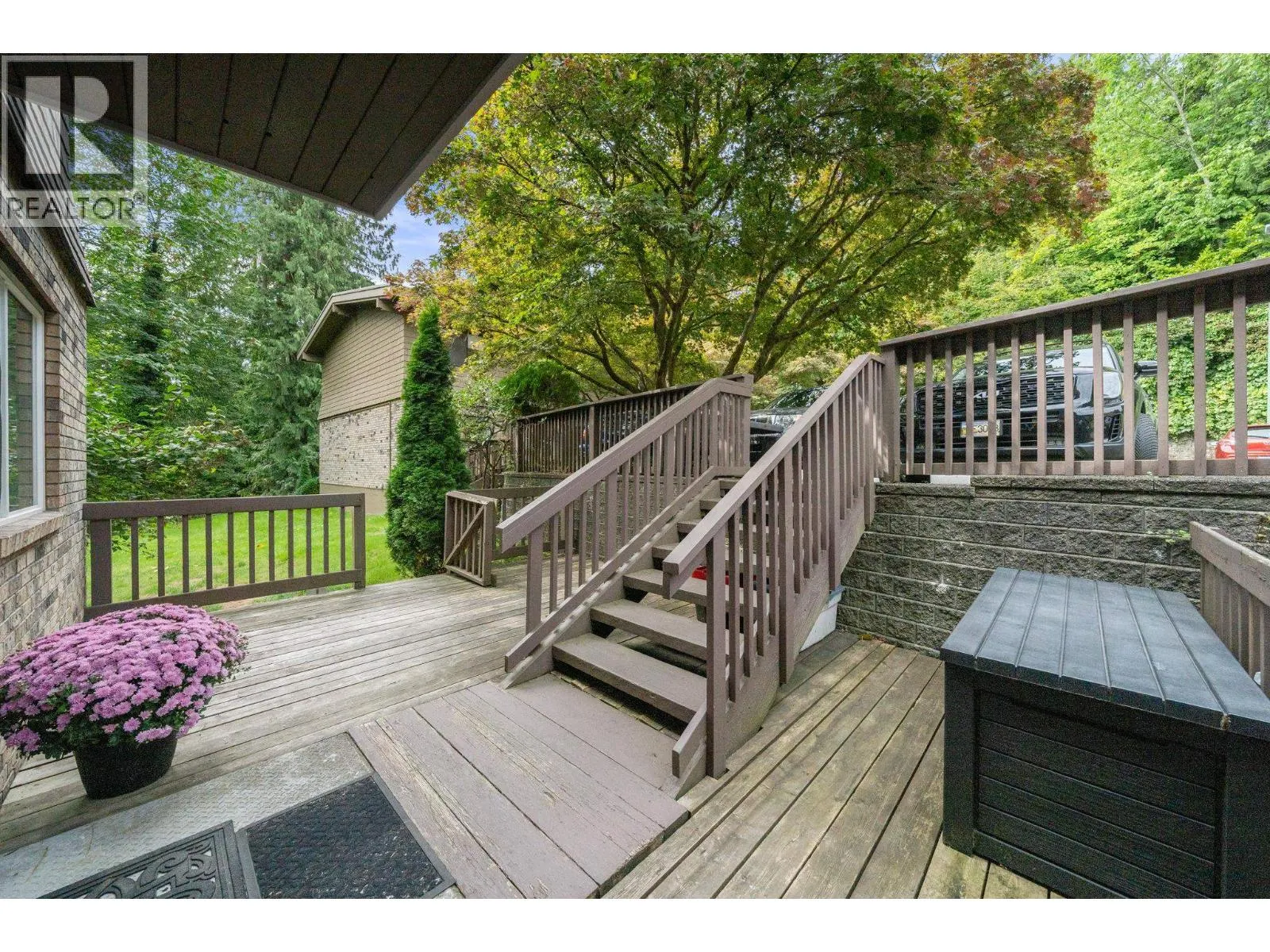 323B EVERGREEN DRIVE