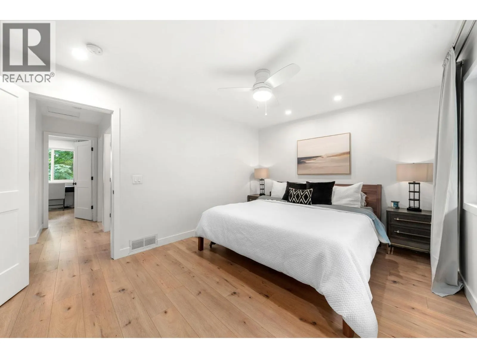 323B EVERGREEN DRIVE