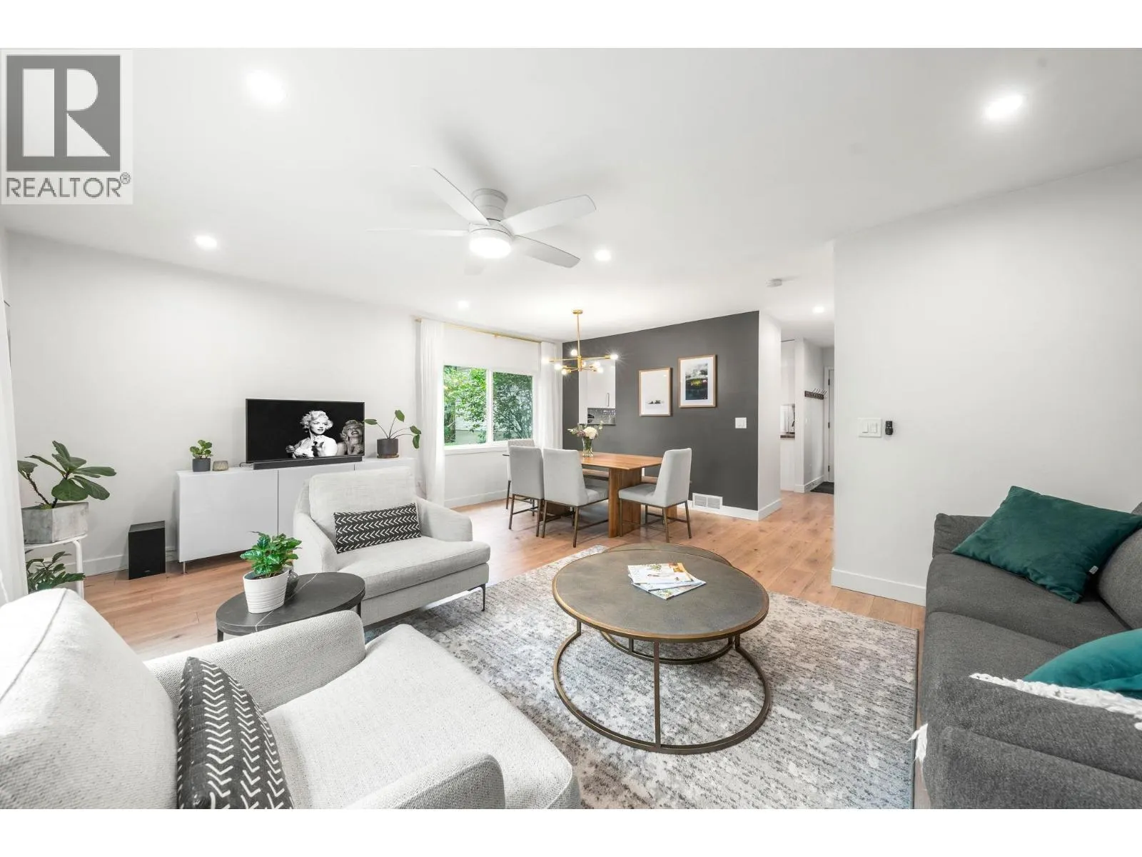 323B EVERGREEN DRIVE