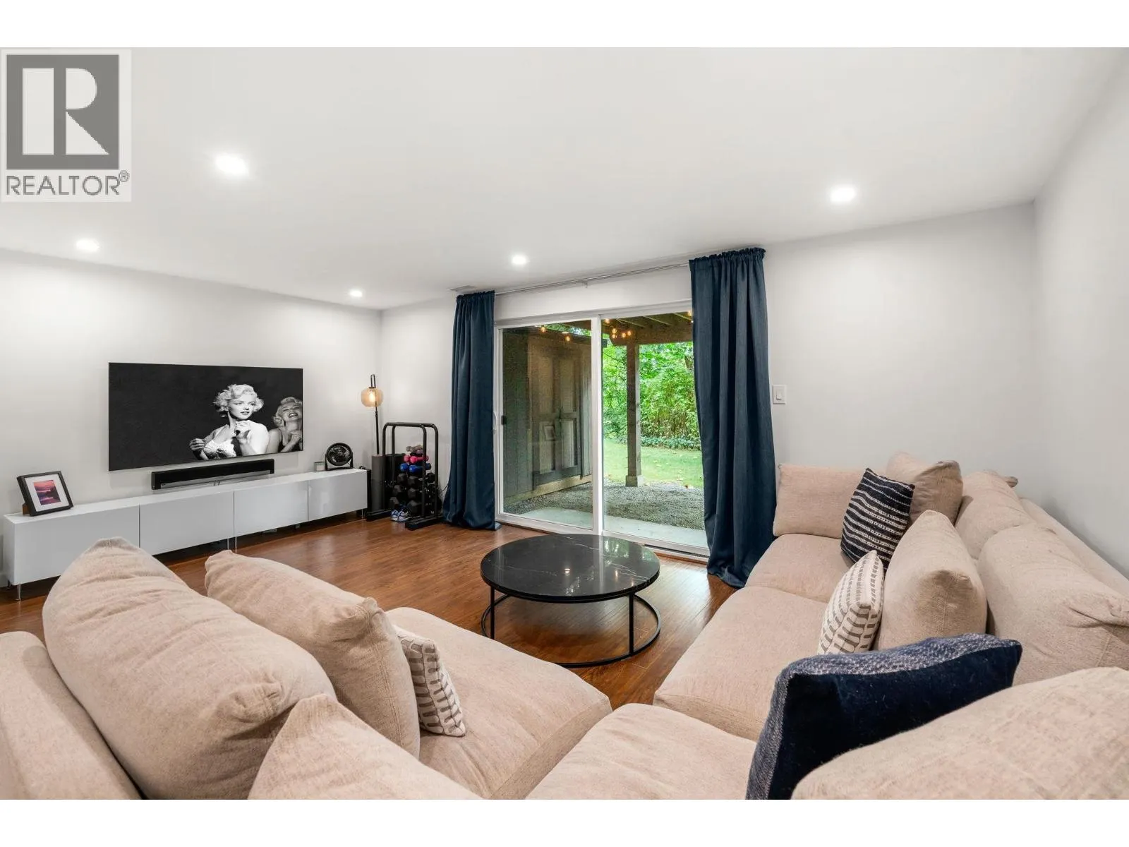 323B EVERGREEN DRIVE