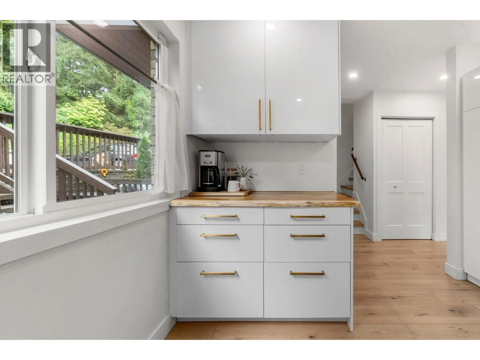 323B EVERGREEN DRIVE