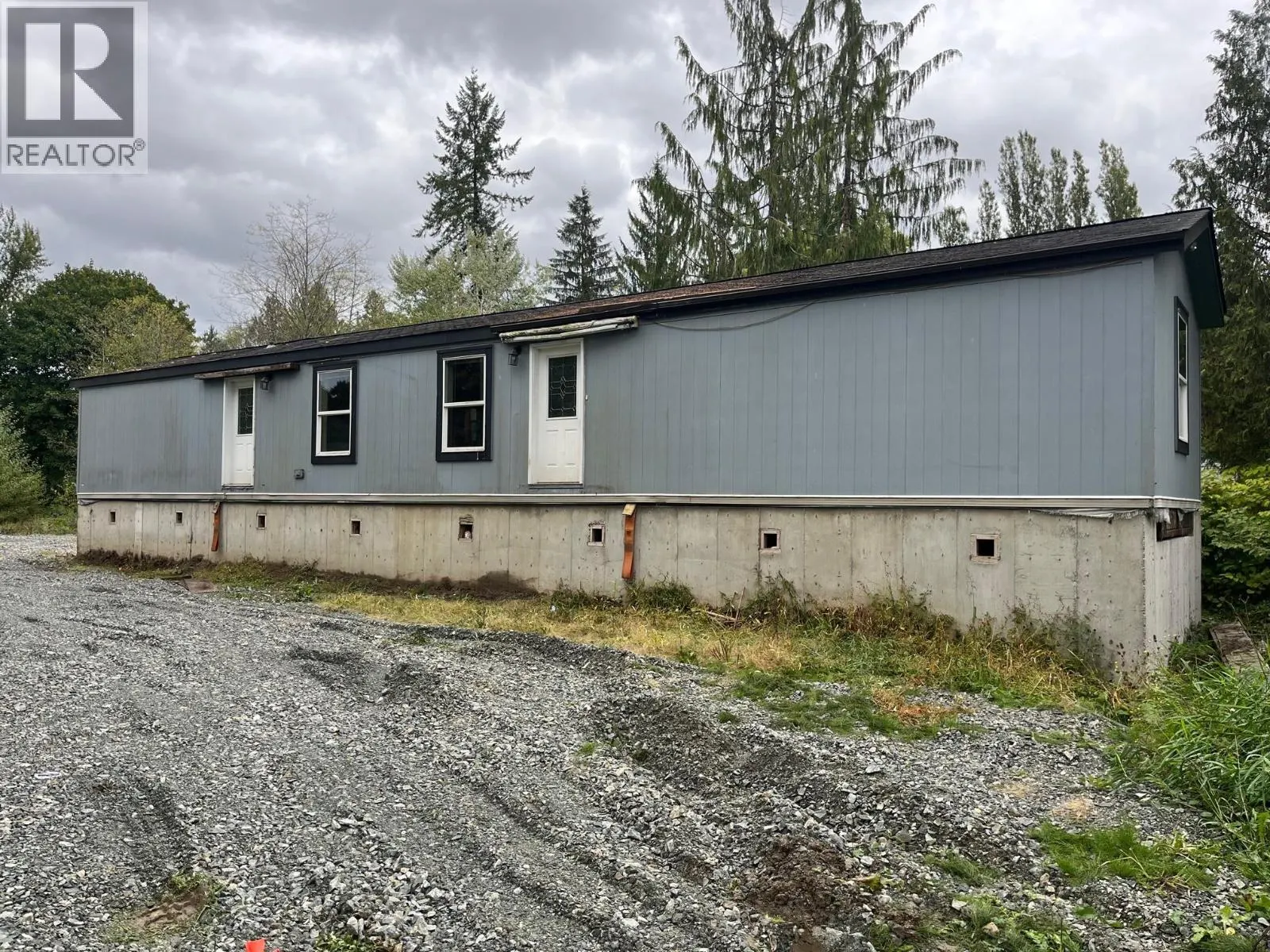 25511 DEWDNEY TRUNK ROAD