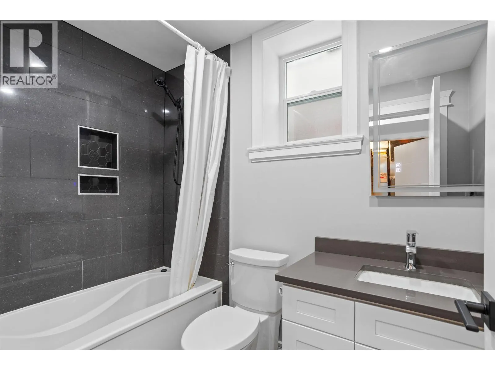 23413 KANAKA WAY