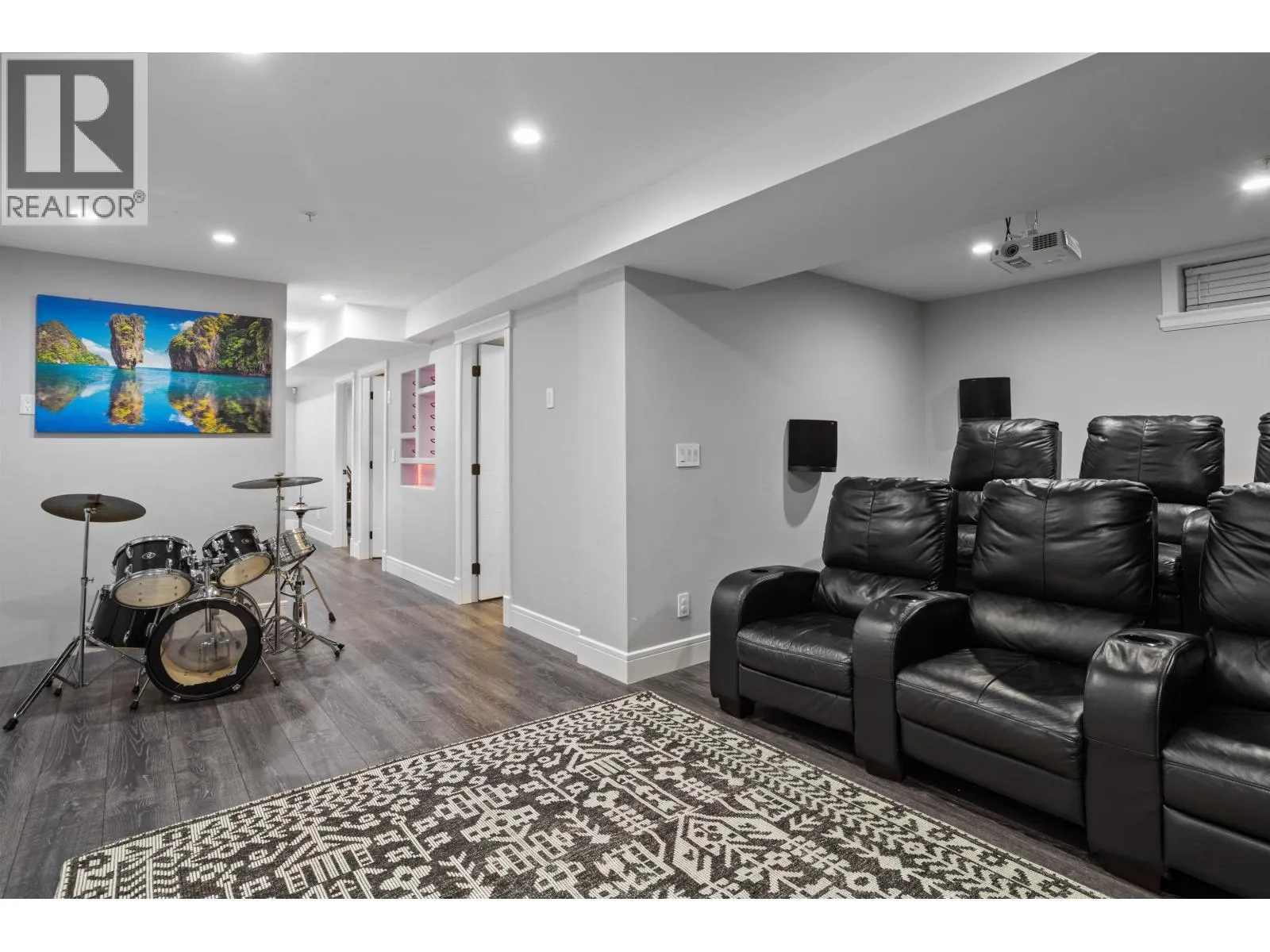 23413 KANAKA WAY