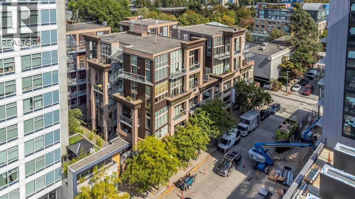 211&212 1529 W 6TH AVENUE