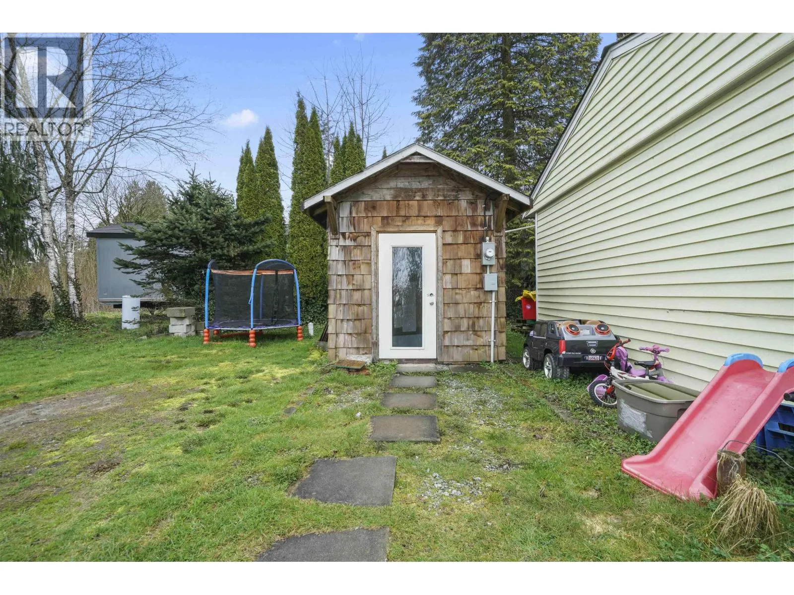 25491 DEWDNEY TRUNK ROAD