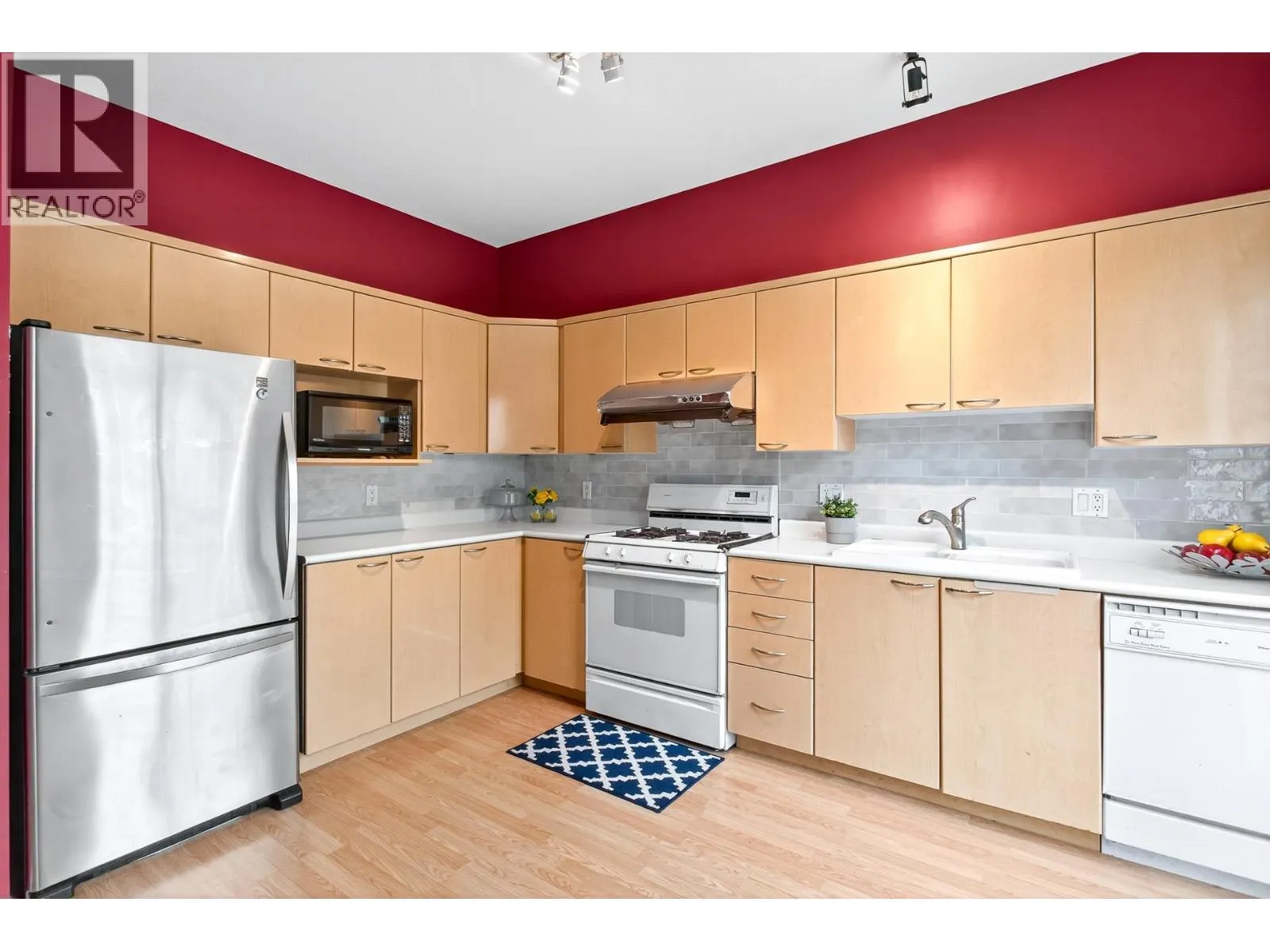 113 3880 WESTMINSTER HIGHWAY