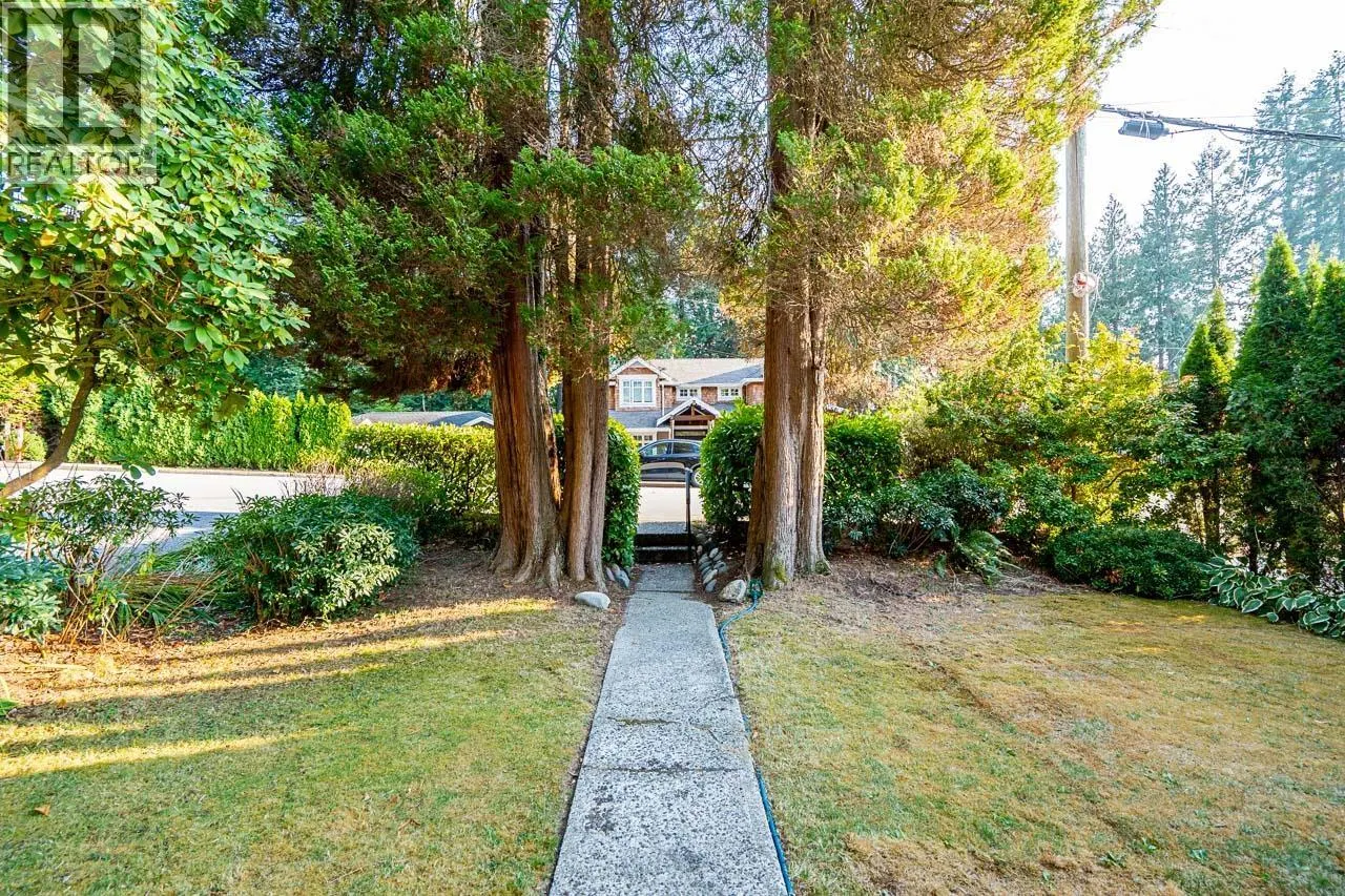 3084 PAISLEY ROAD