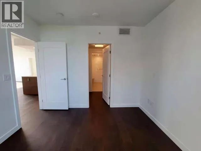 190X 5629 BIRNEY AVE