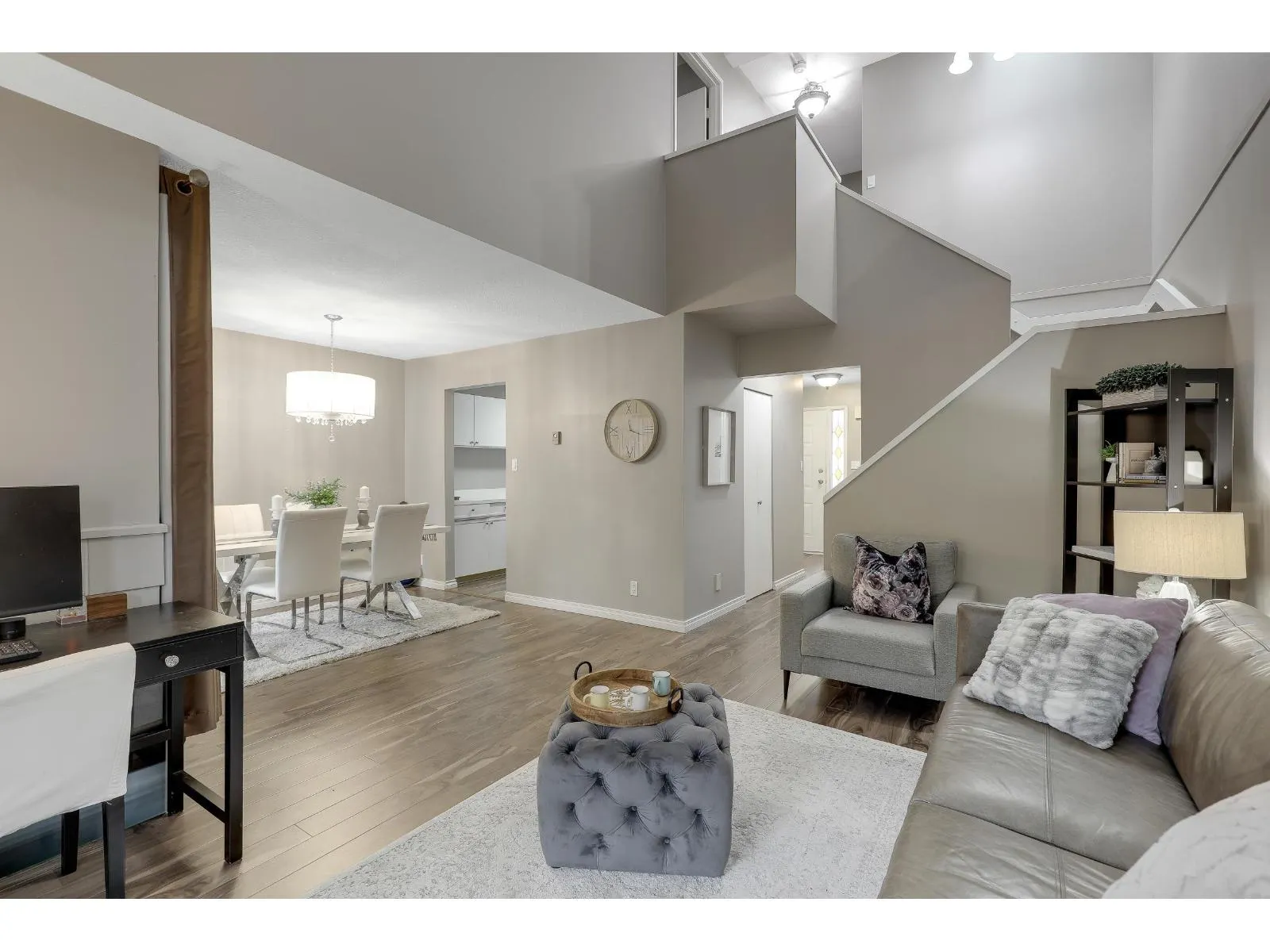 3 10080 154 STREET