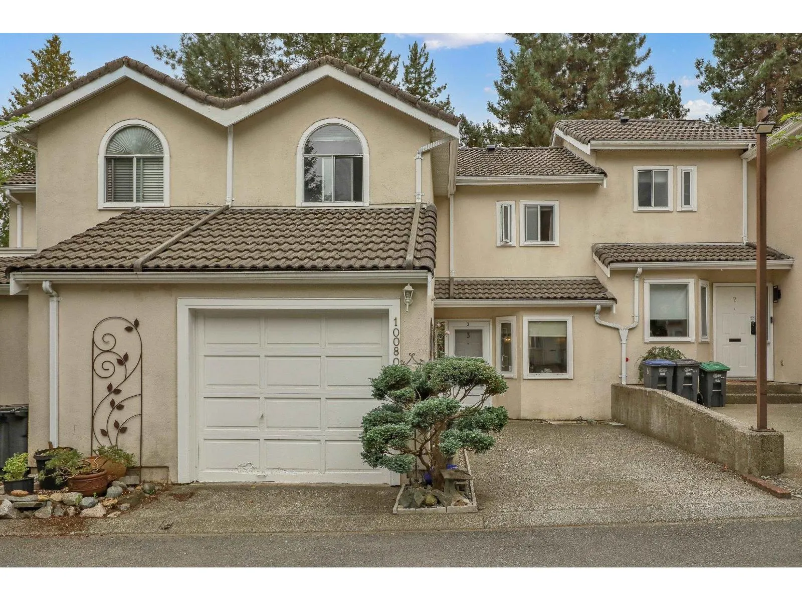 3 10080 154 STREET