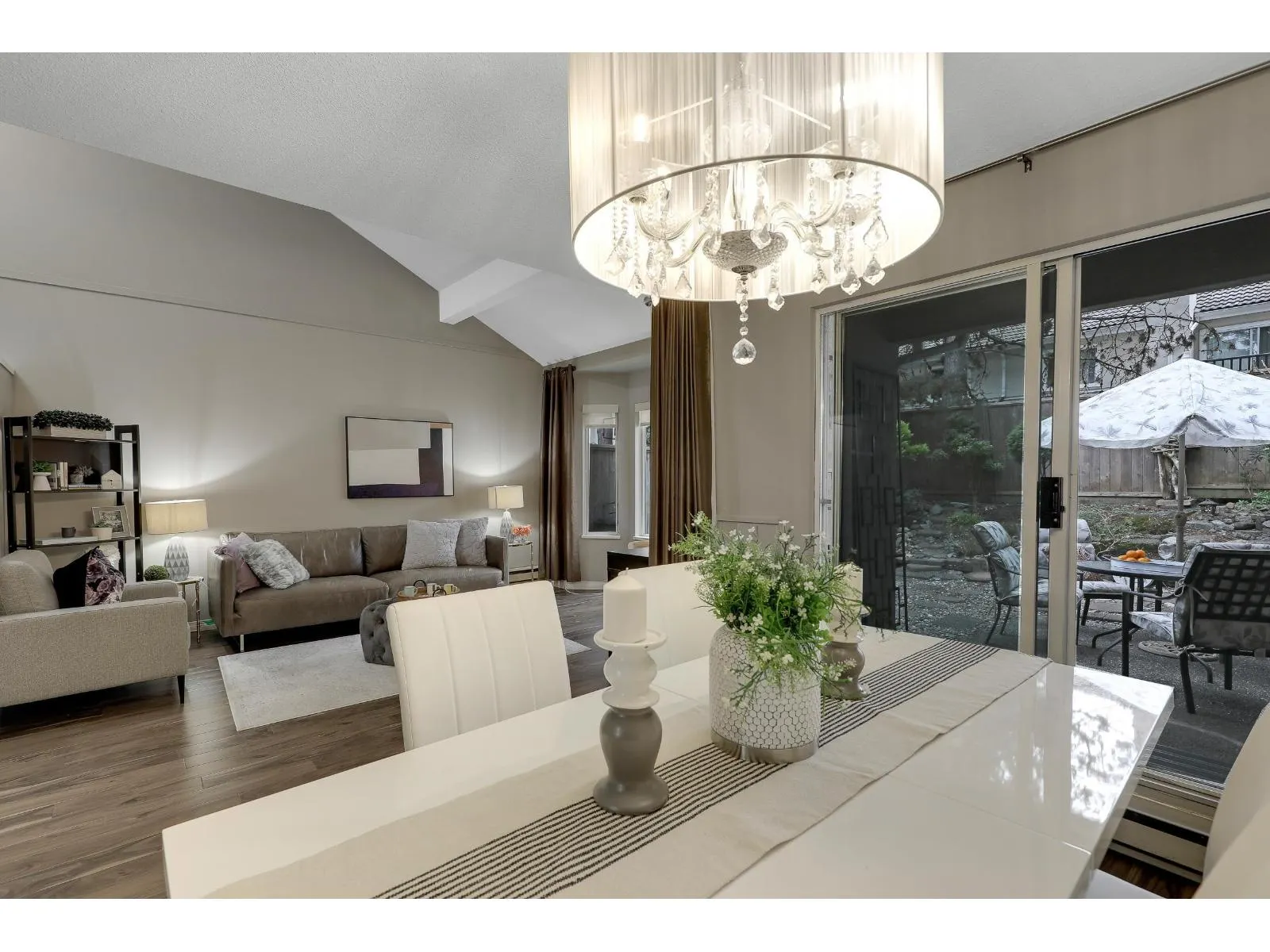 3 10080 154 STREET