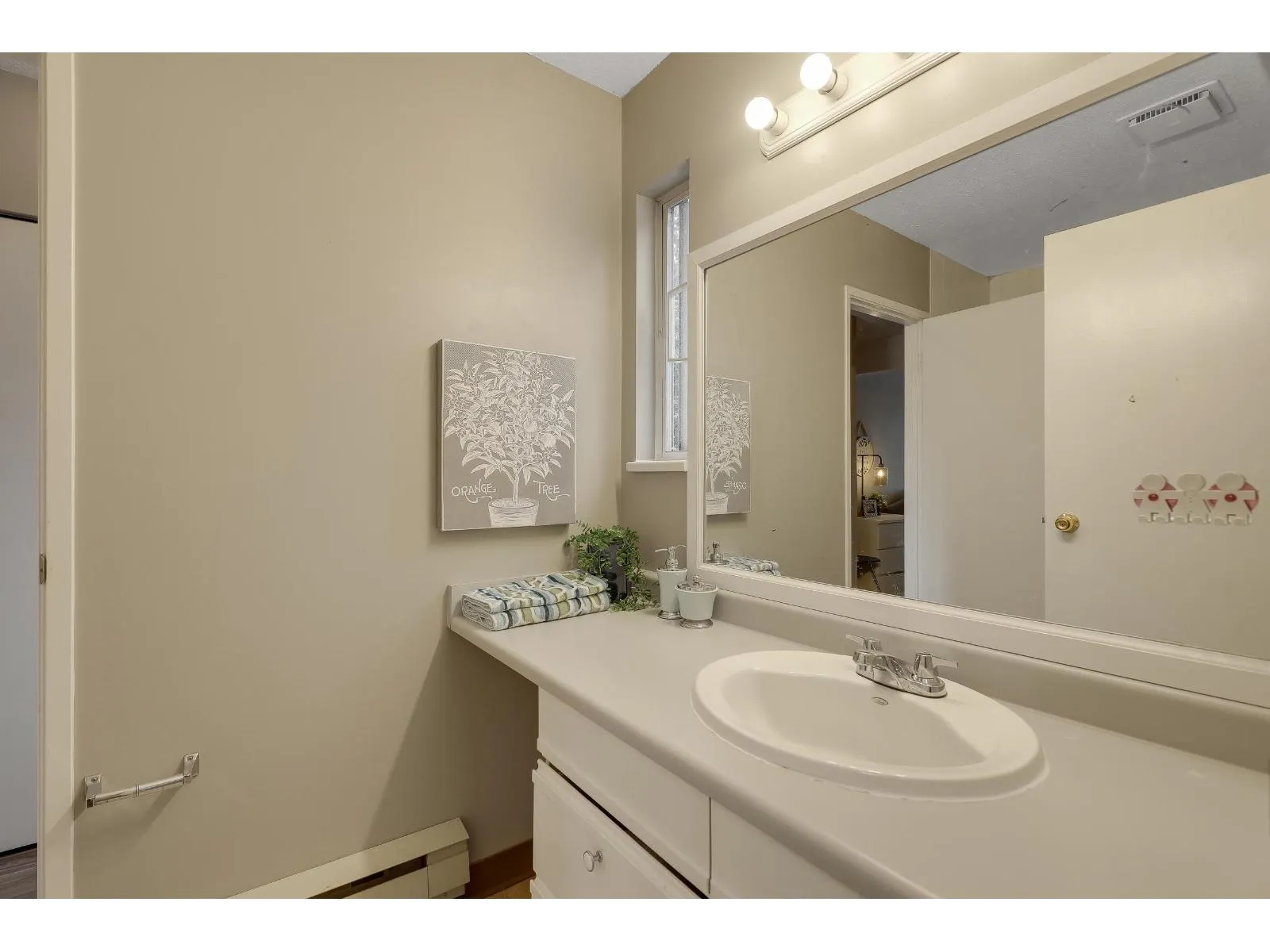 3 10080 154 STREET