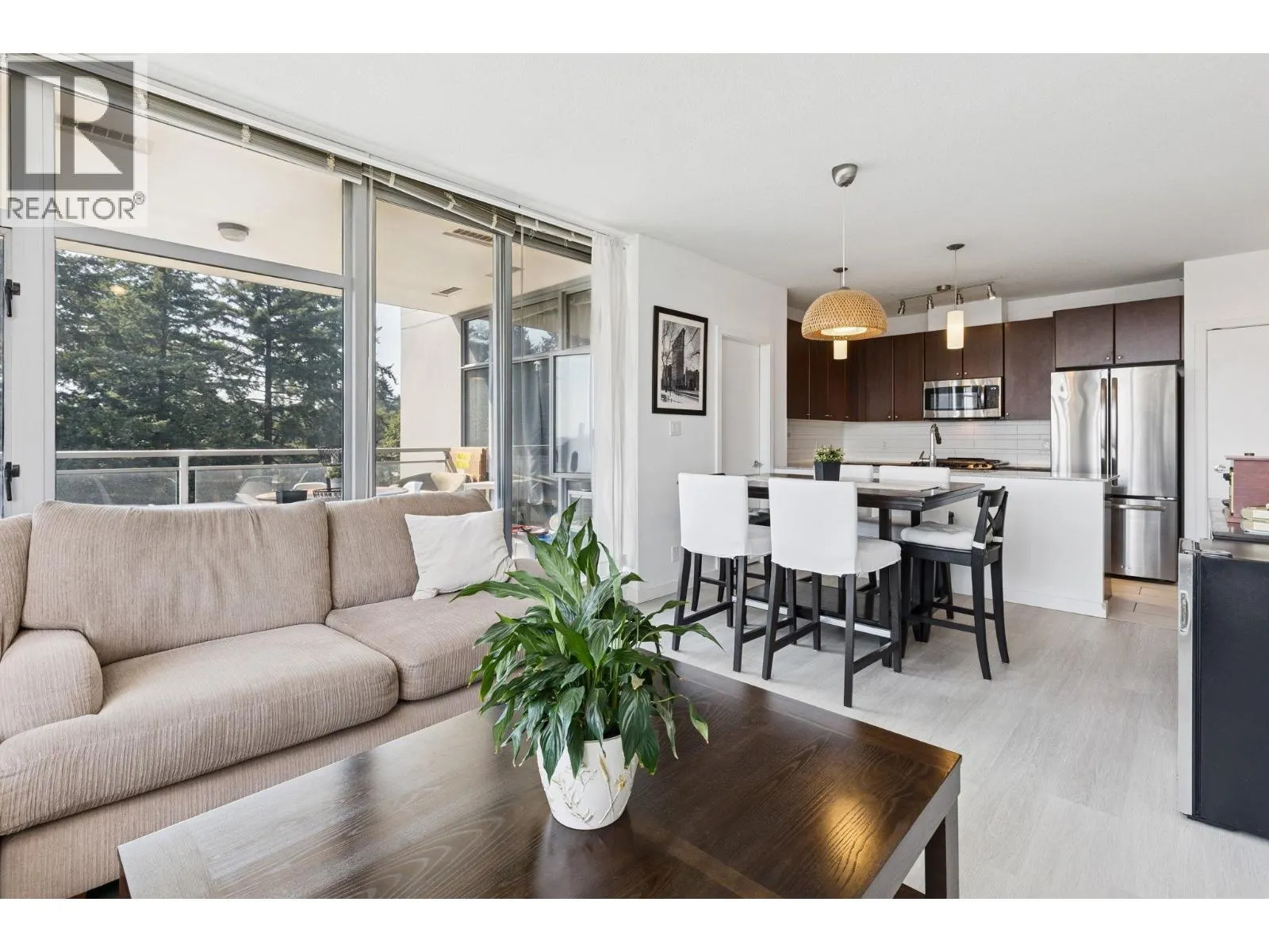 1206 280 ROSS DRIVE