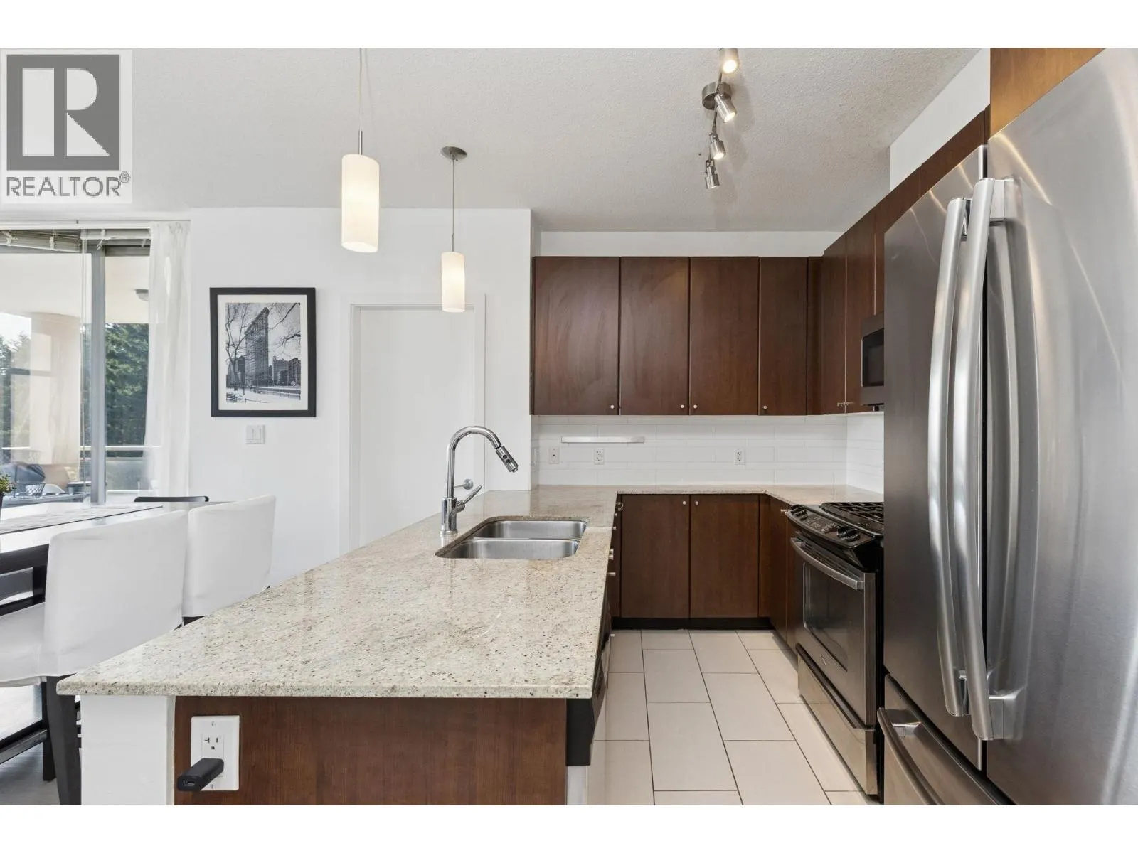 1206 280 ROSS DRIVE
