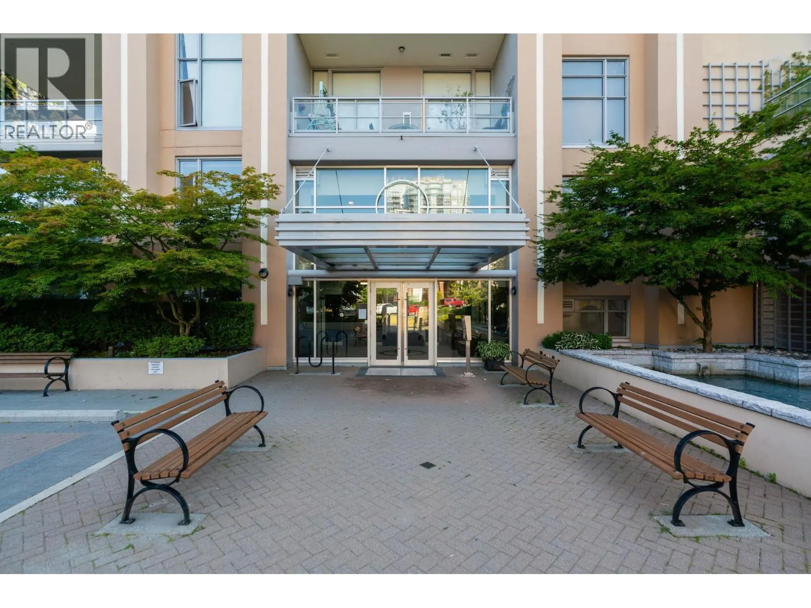 1206 280 ROSS DRIVE