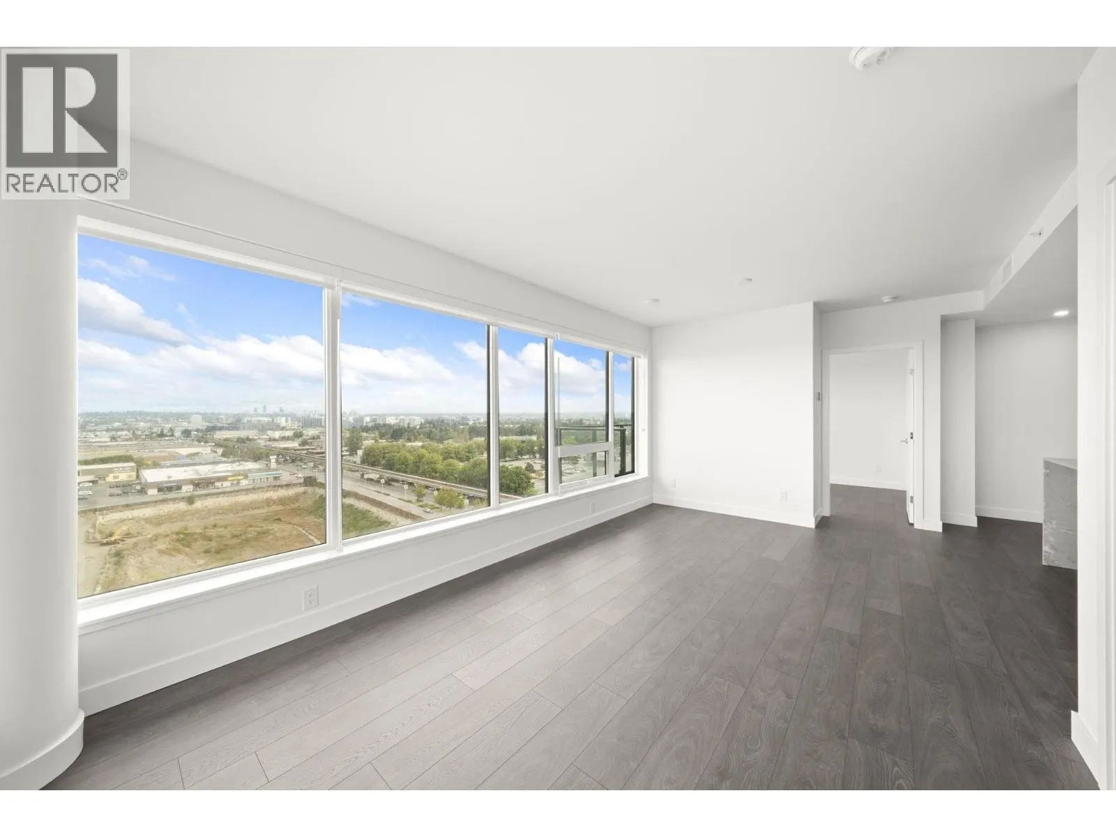 1508 5520 MCNAUGHTON ROAD