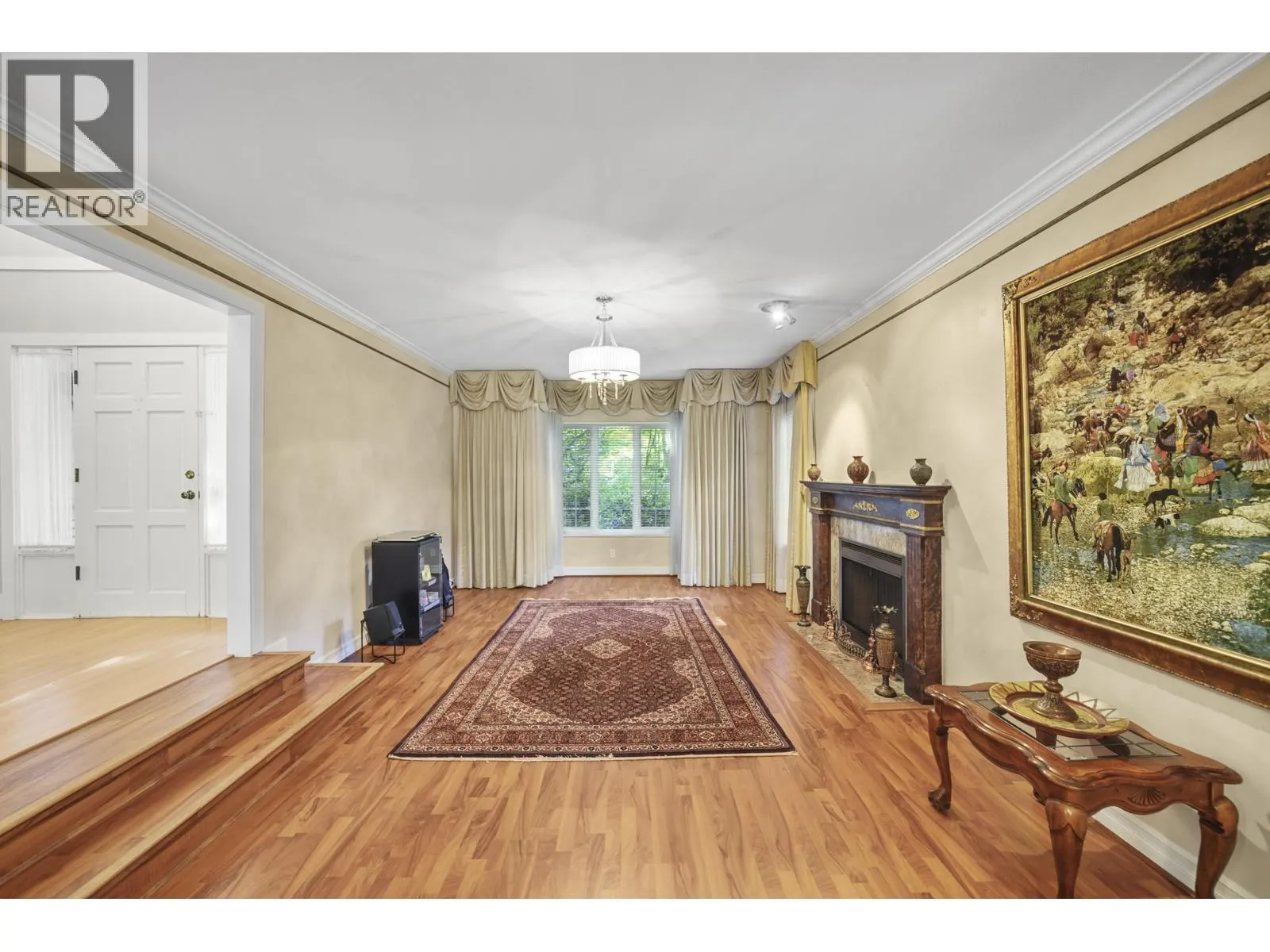 5885 NANCY GREENE WAY