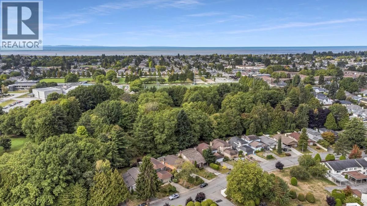 9231 PARKSVILLE DRIVE
