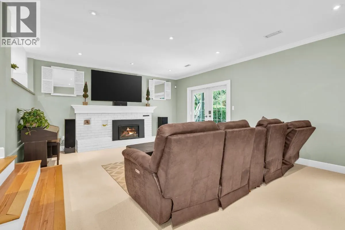 9231 PARKSVILLE DRIVE