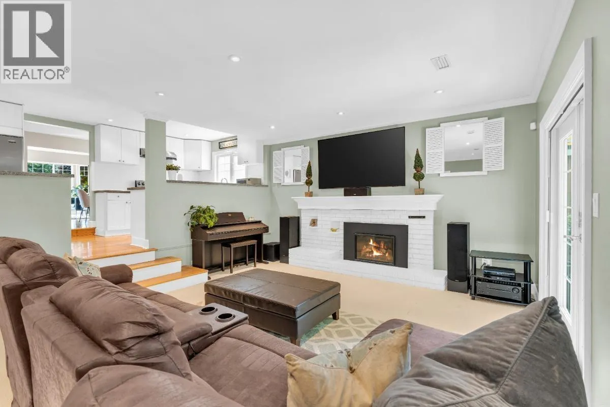 9231 PARKSVILLE DRIVE
