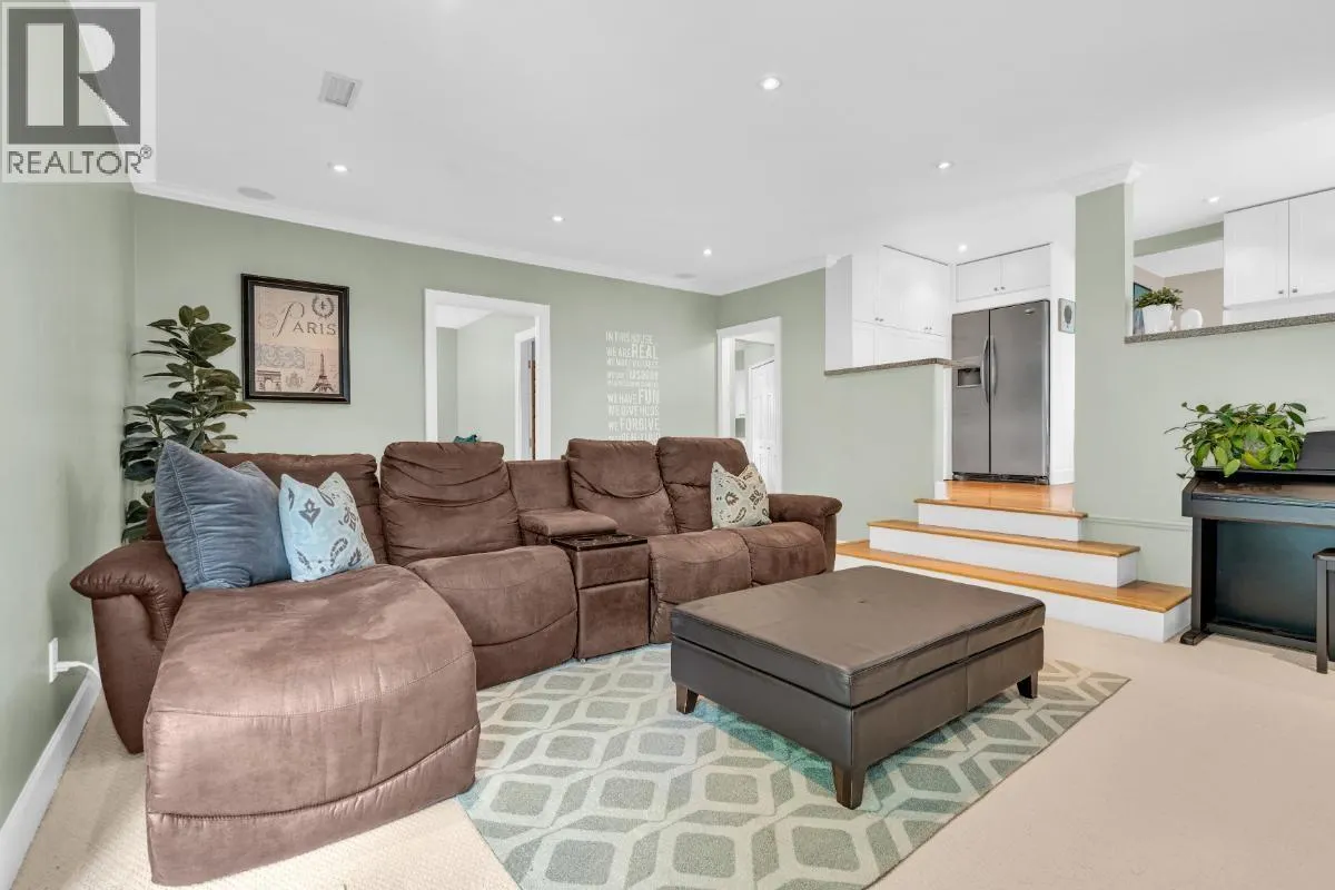 9231 PARKSVILLE DRIVE