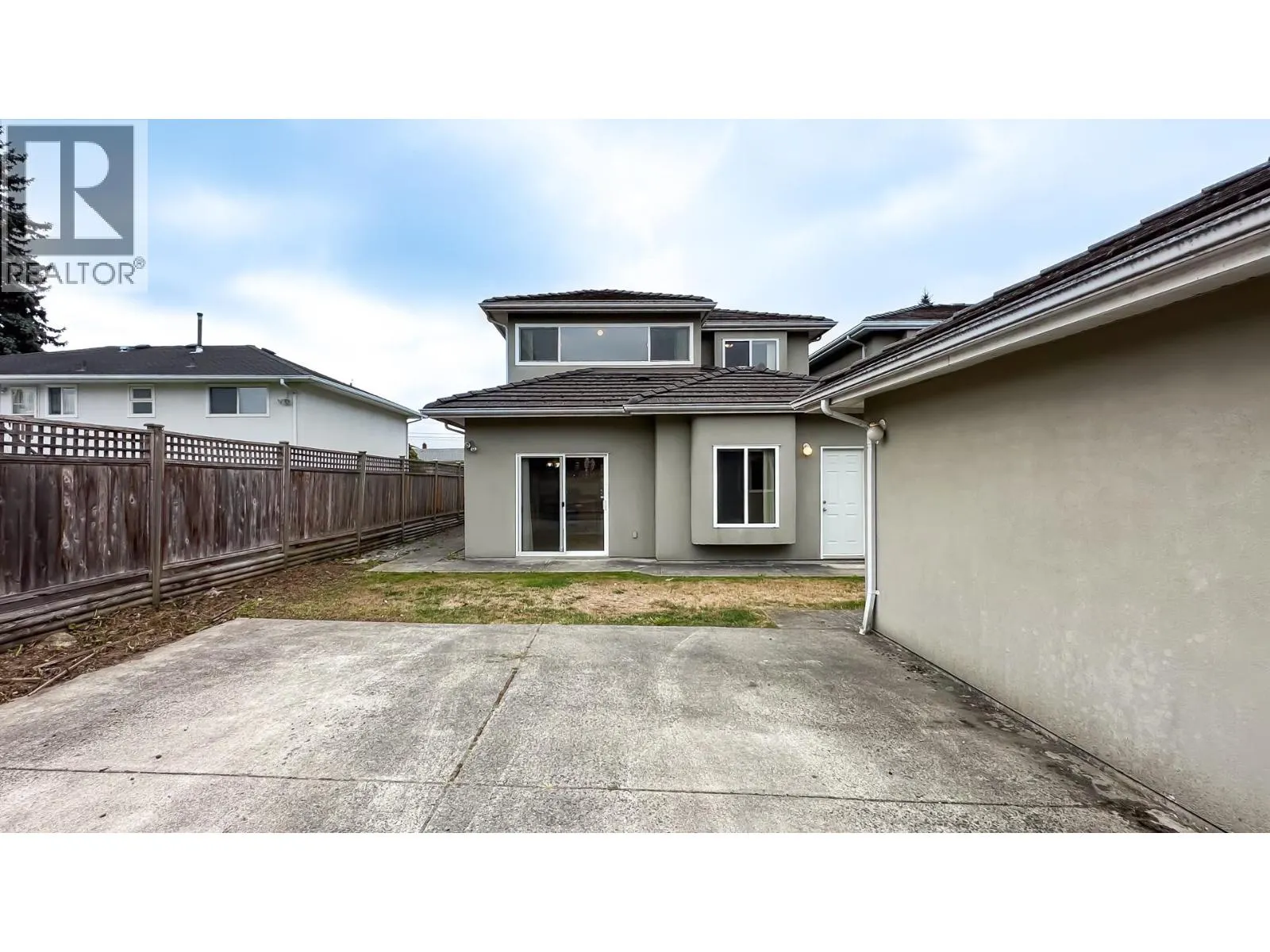 6577 AUBREY STREET