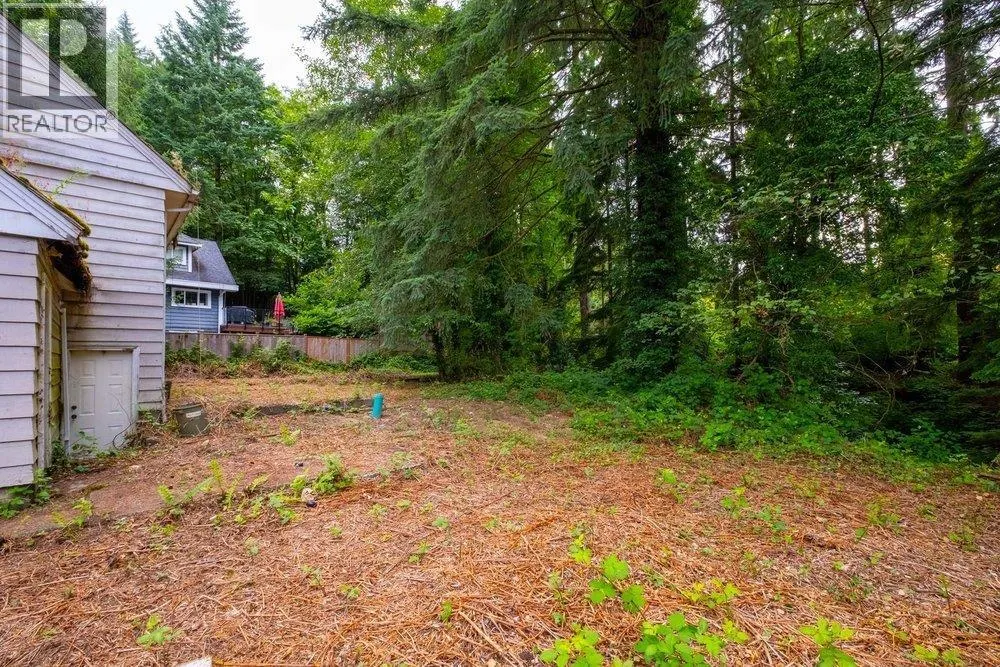 3095 PLYMOUTH DRIVE