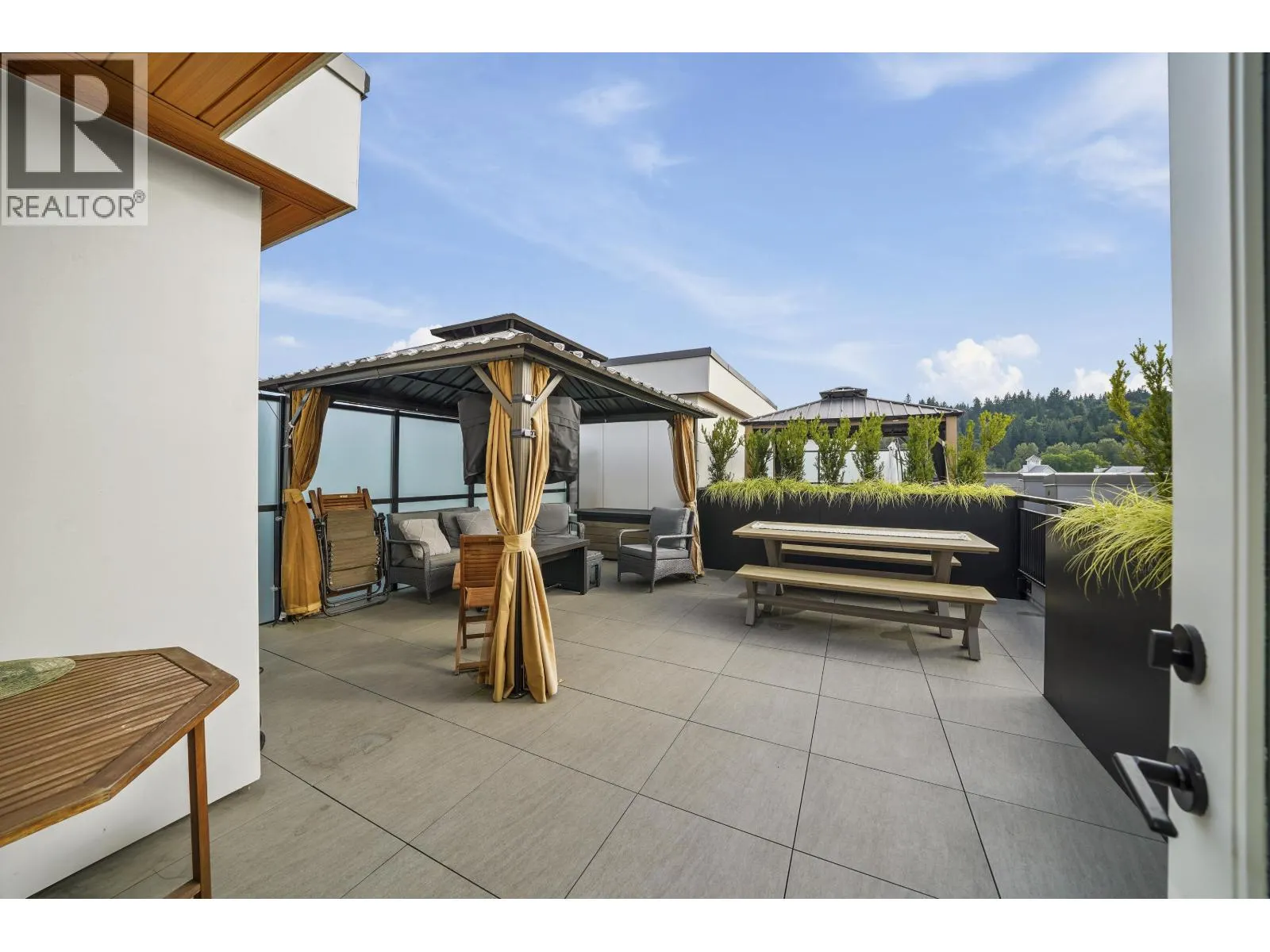 629 55 KLAHANIE DRIVE