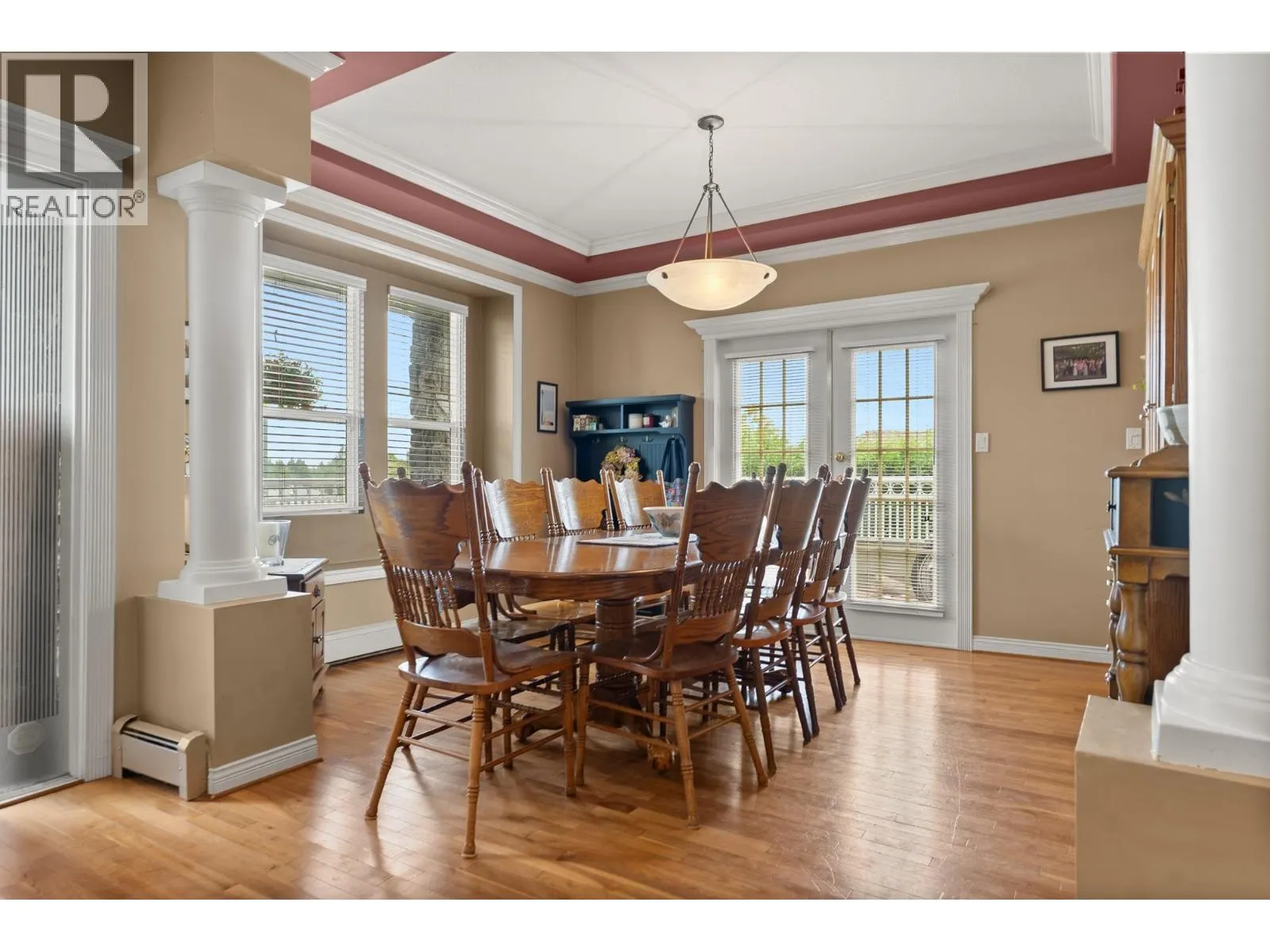 330 ROSEHILL WYND