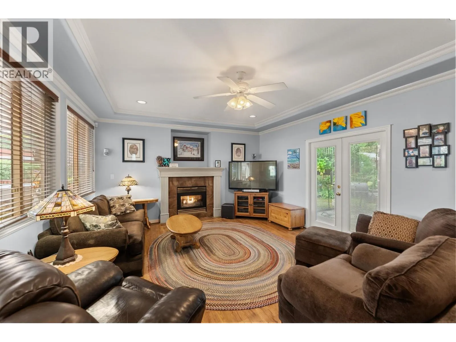 330 ROSEHILL WYND
