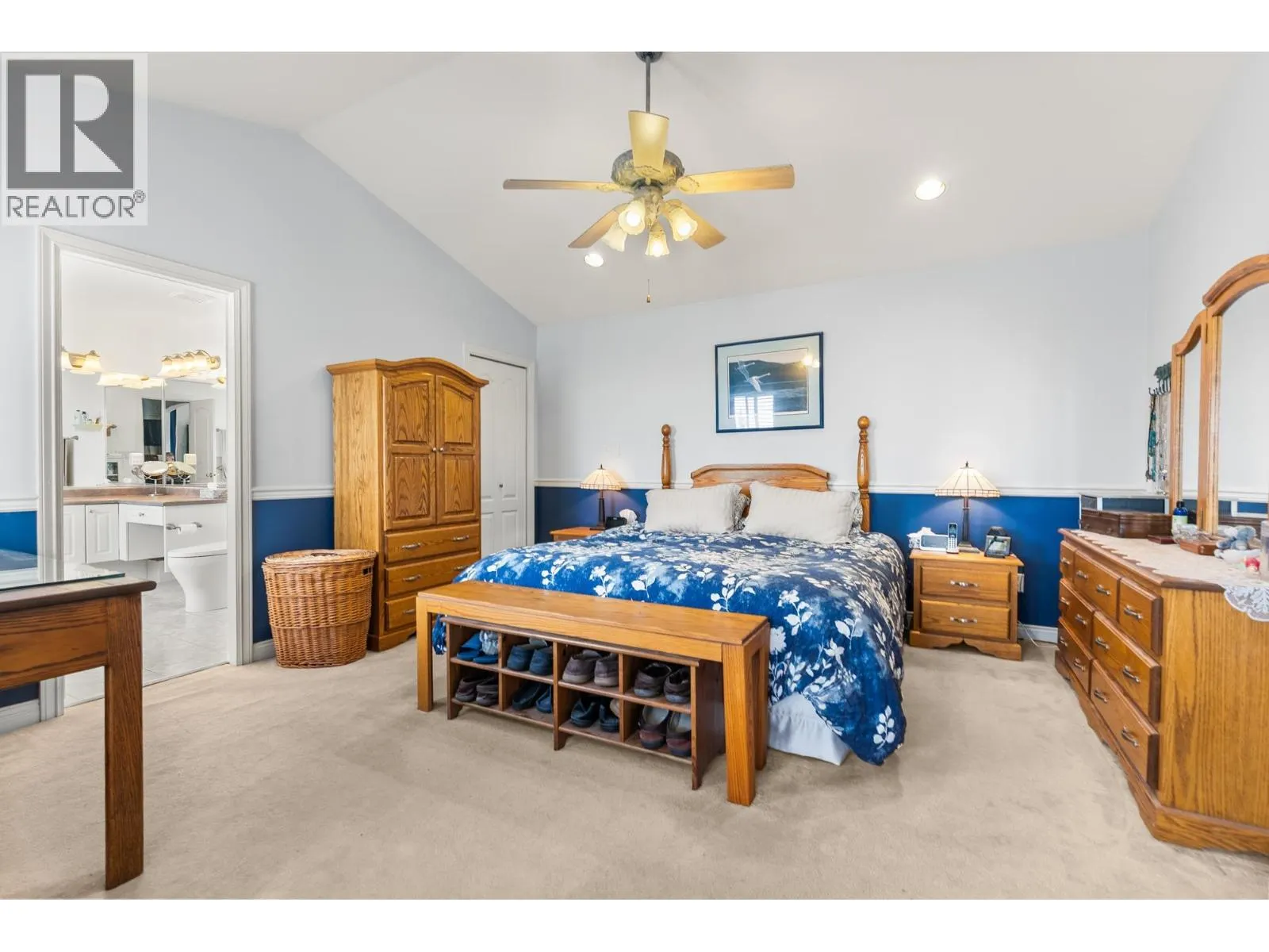 330 ROSEHILL WYND