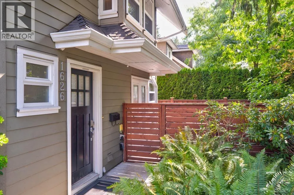 1626 ST. ANDREWS AVENUE