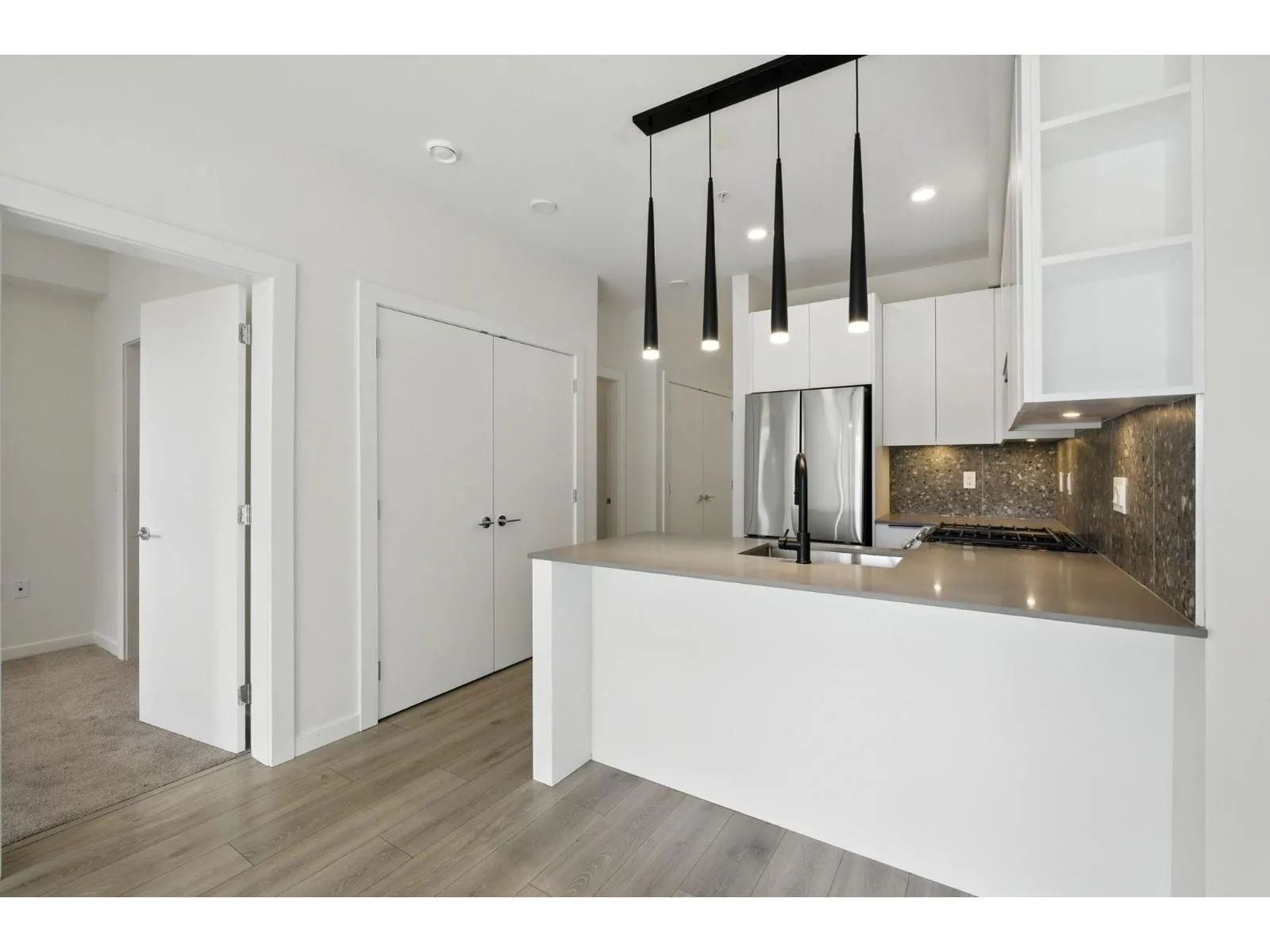 310 7920 206 STREET