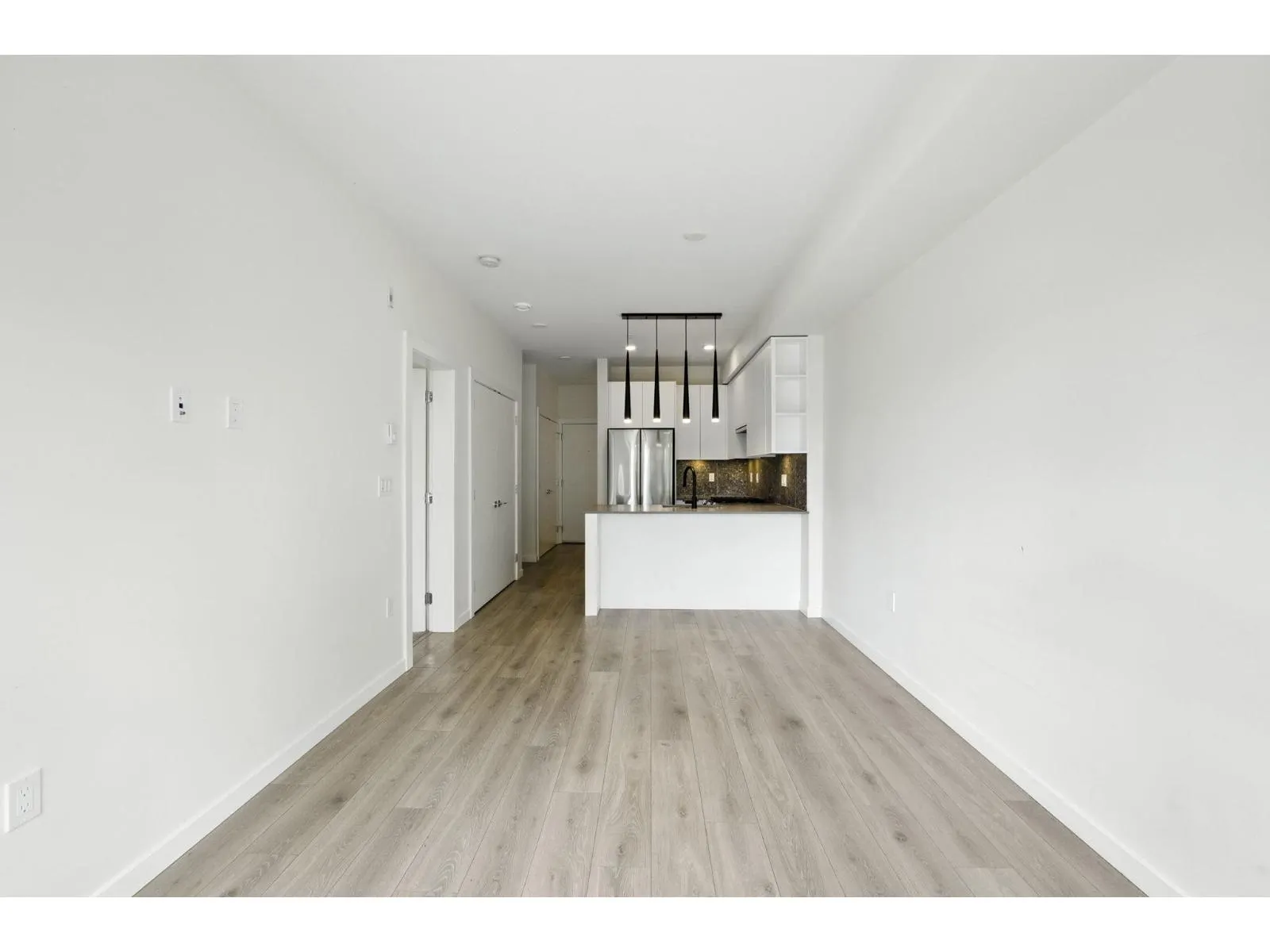 310 7920 206 STREET