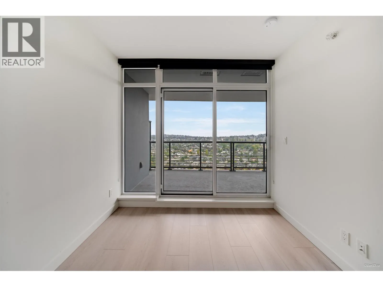 3006 4730 LOUGHEED HIGHWAY