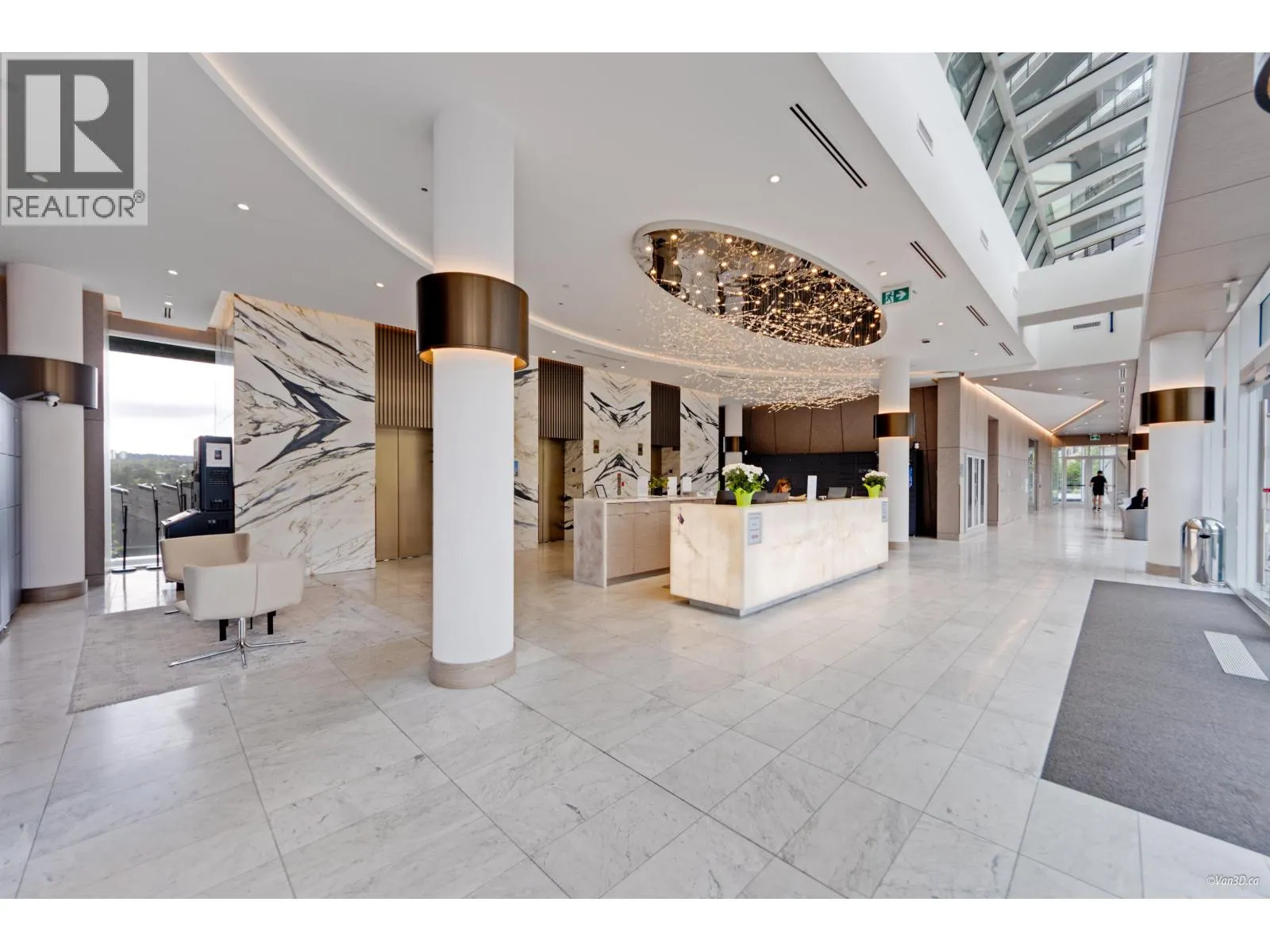 3006 4730 LOUGHEED HIGHWAY