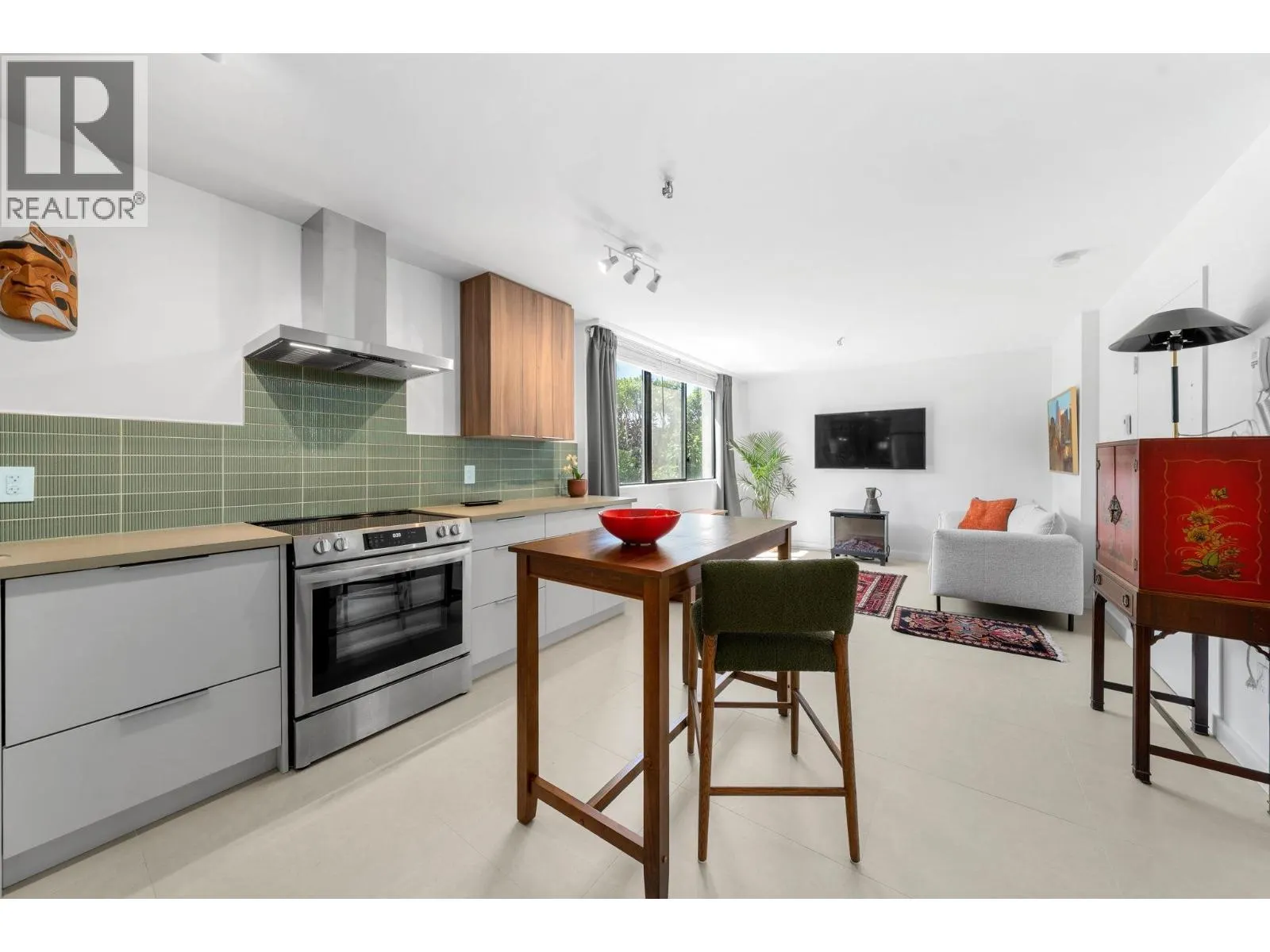 101A 460 14TH STREET