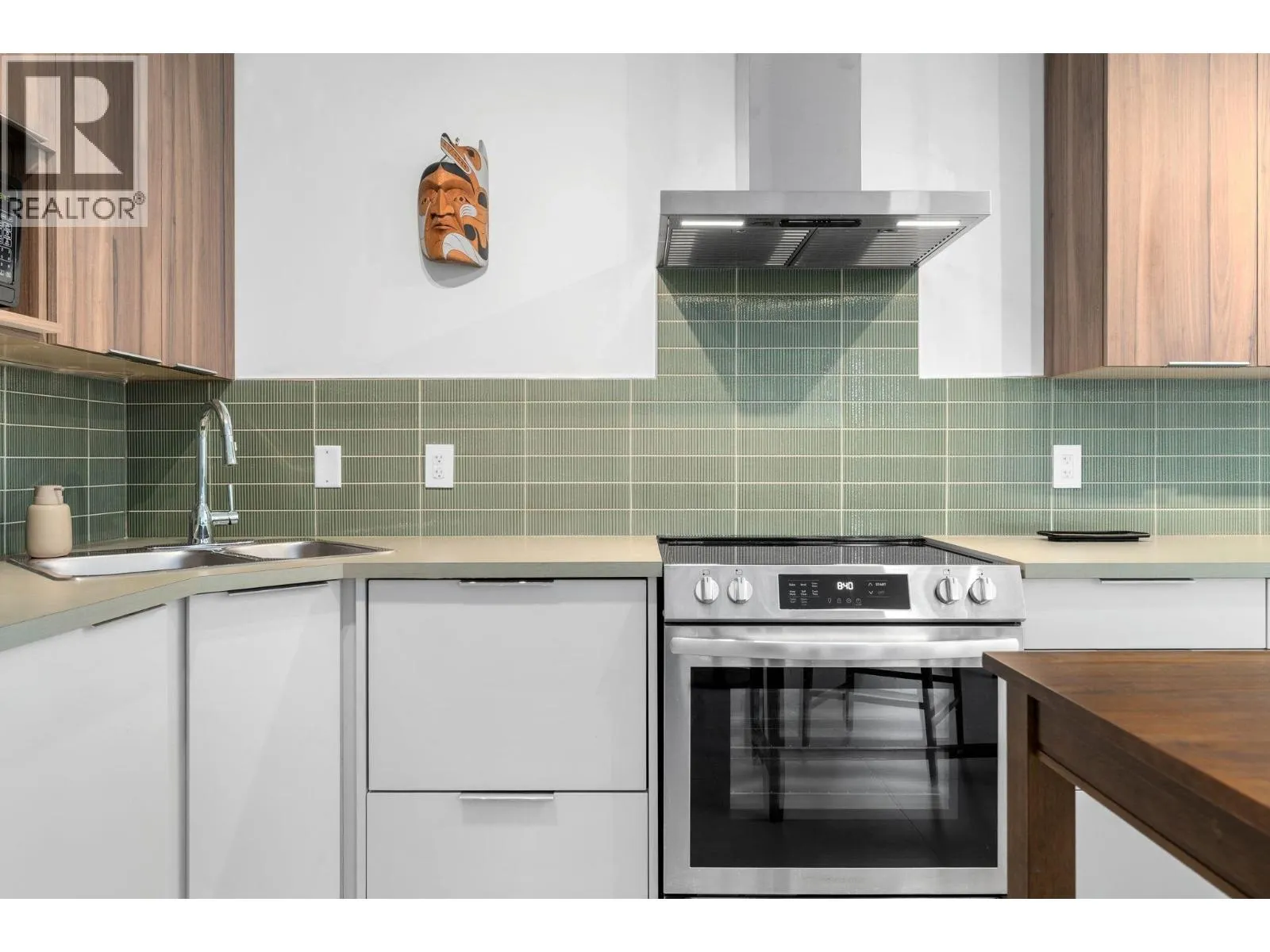 101A 460 14TH STREET