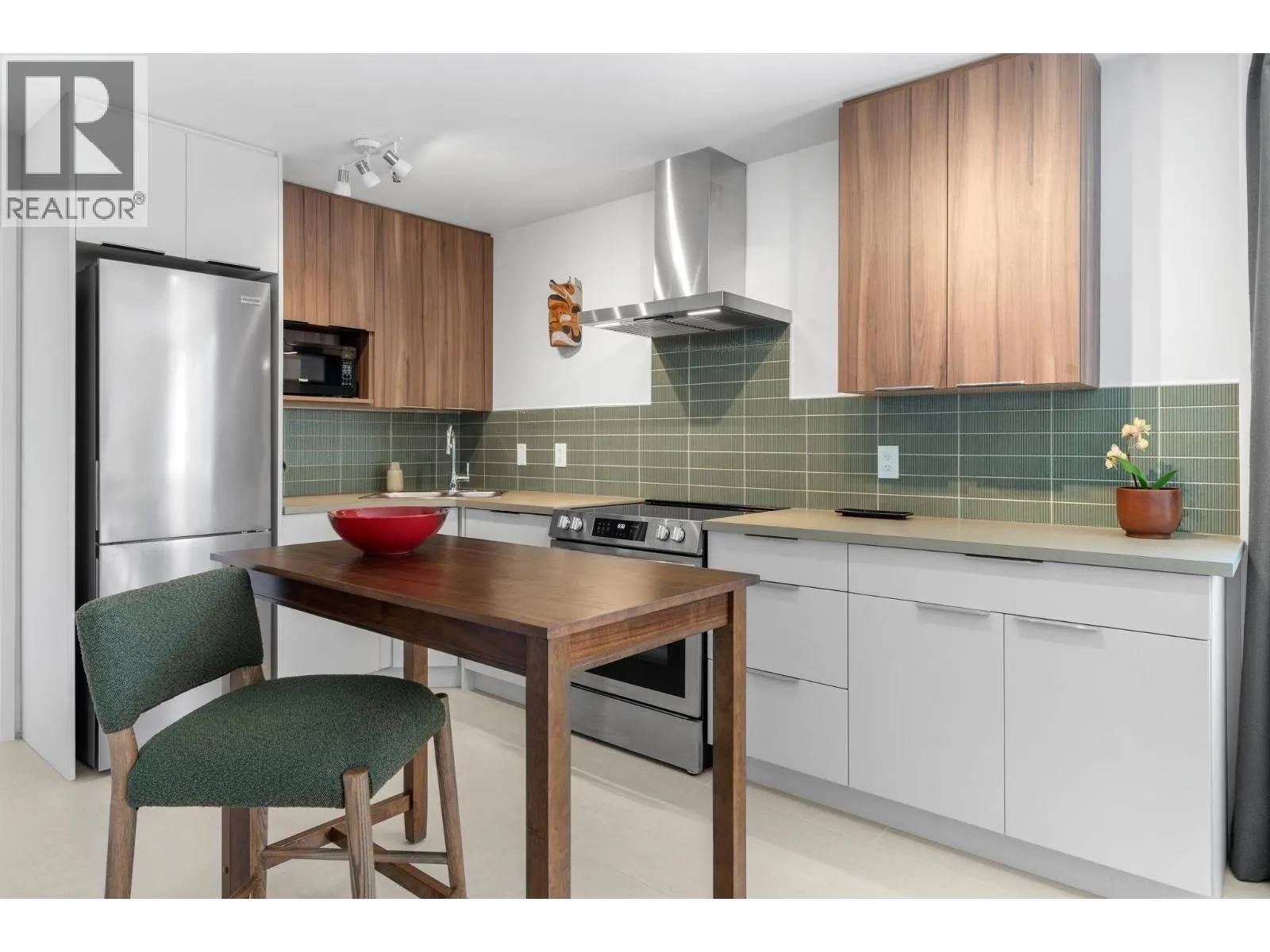 101A 460 14TH STREET